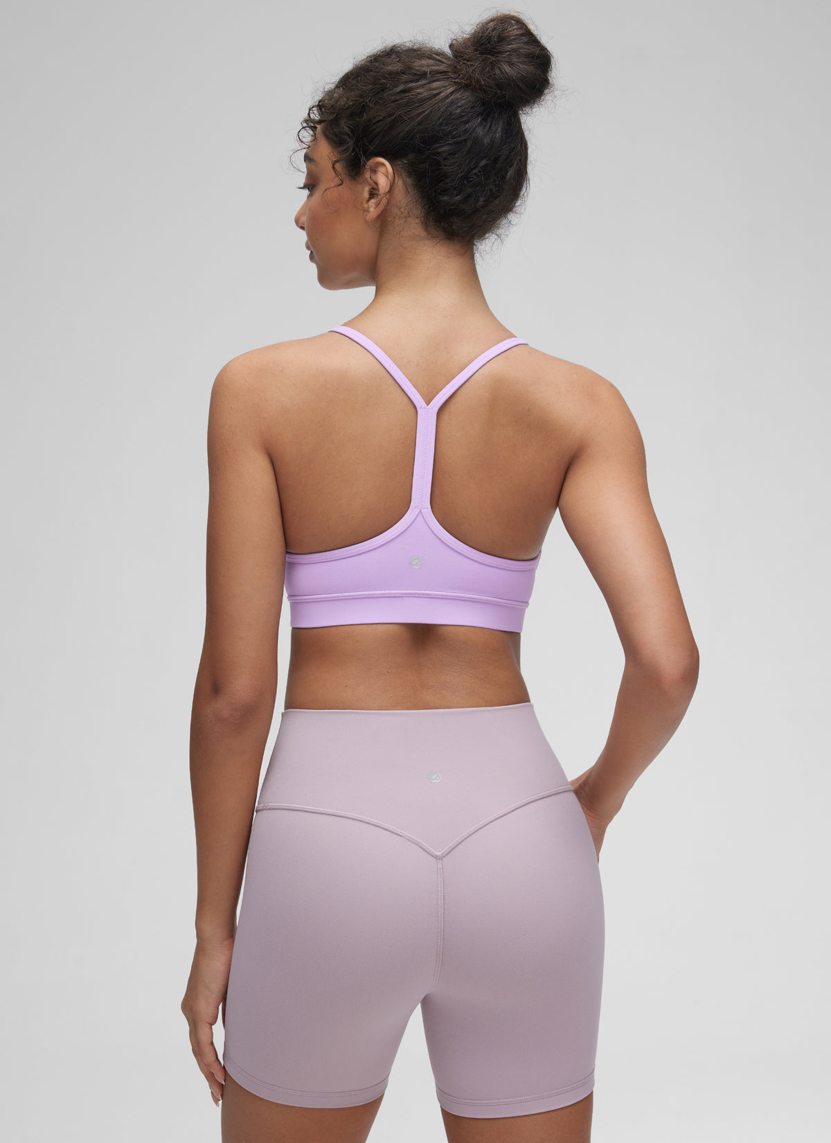 CRZ YOGA Women's Yoga Light Support Butterluxe Sports Bra Y back Elfin Purple @model_info:Anano