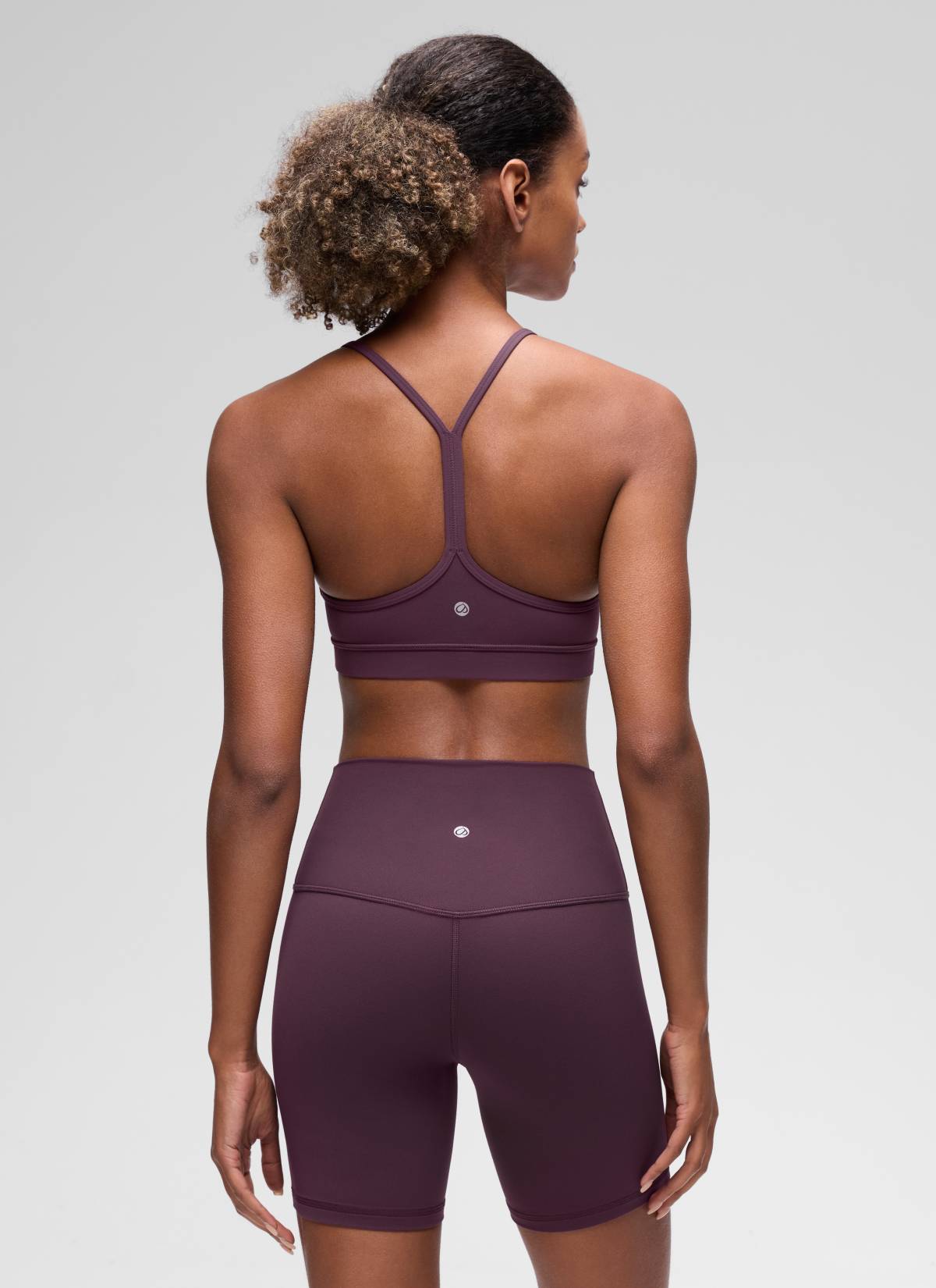 CRZ YOGA Women's Yoga Light Support Butterluxe Sports Bra Y back Grape Thistle Purple @model_info:Patrica
