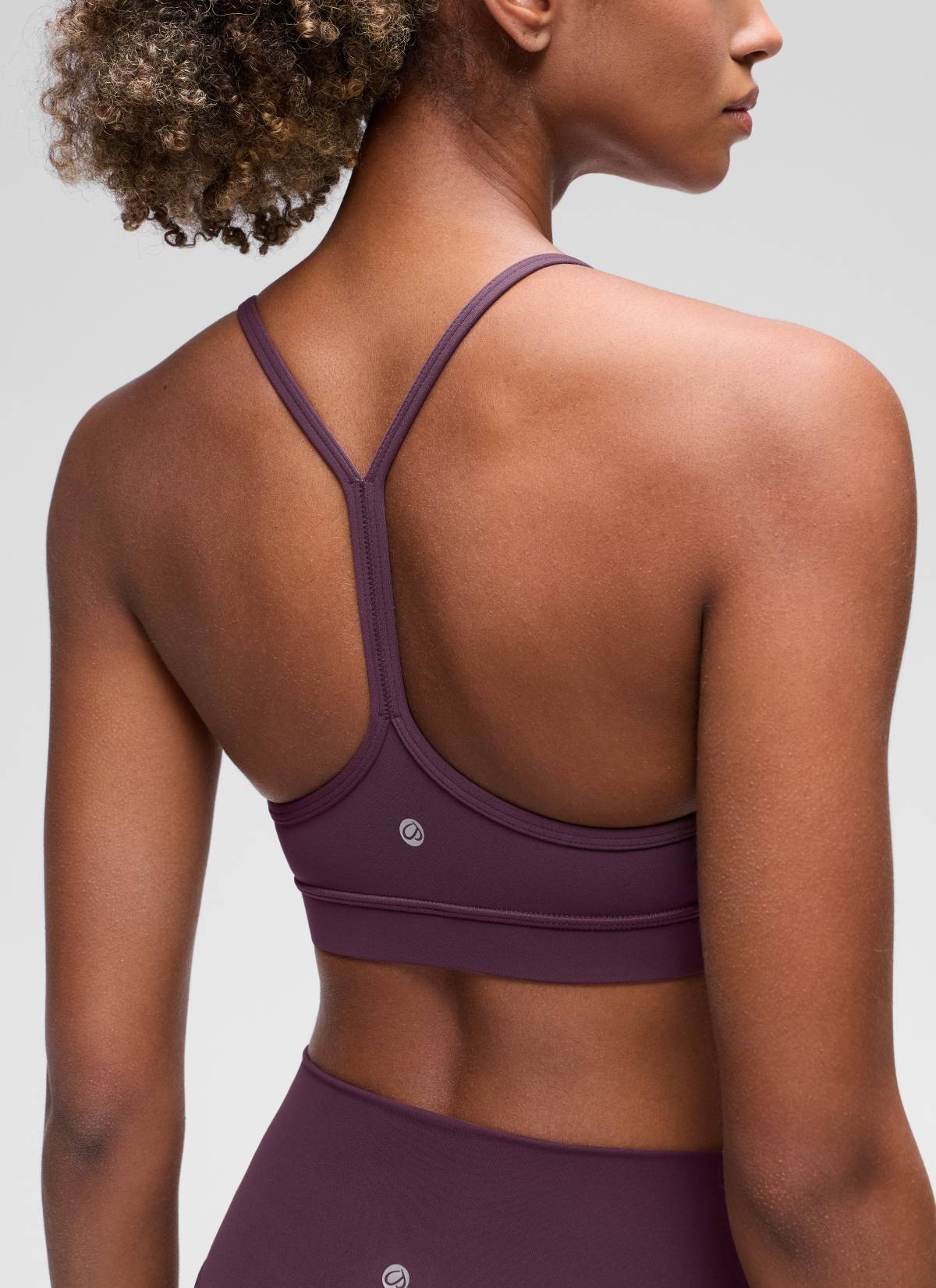 CRZ YOGA Women's Yoga Light Support Butterluxe Sports Bra Y back Grape Thistle Purple @model_info:Patrica