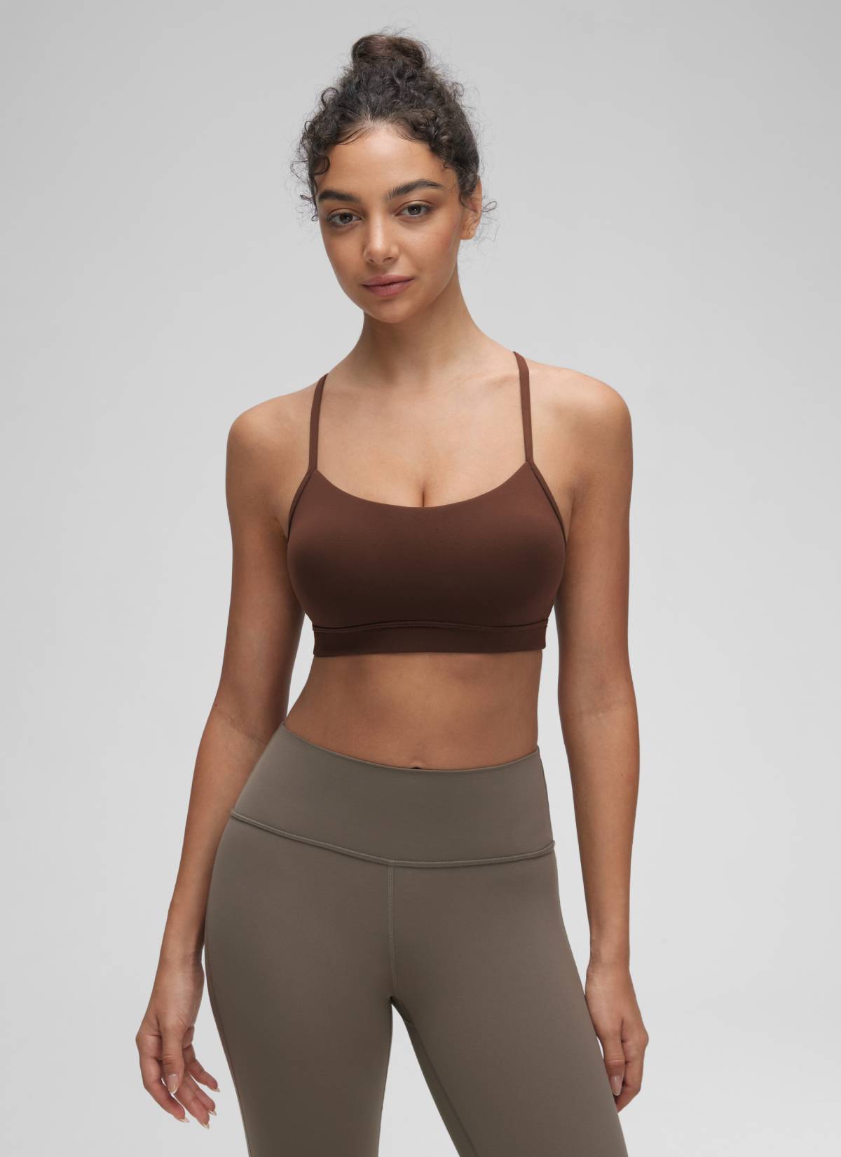 CRZ YOGA Women's Yoga Light Support Butterluxe Sports Bra Y back Lava Brown @model_info:Anano