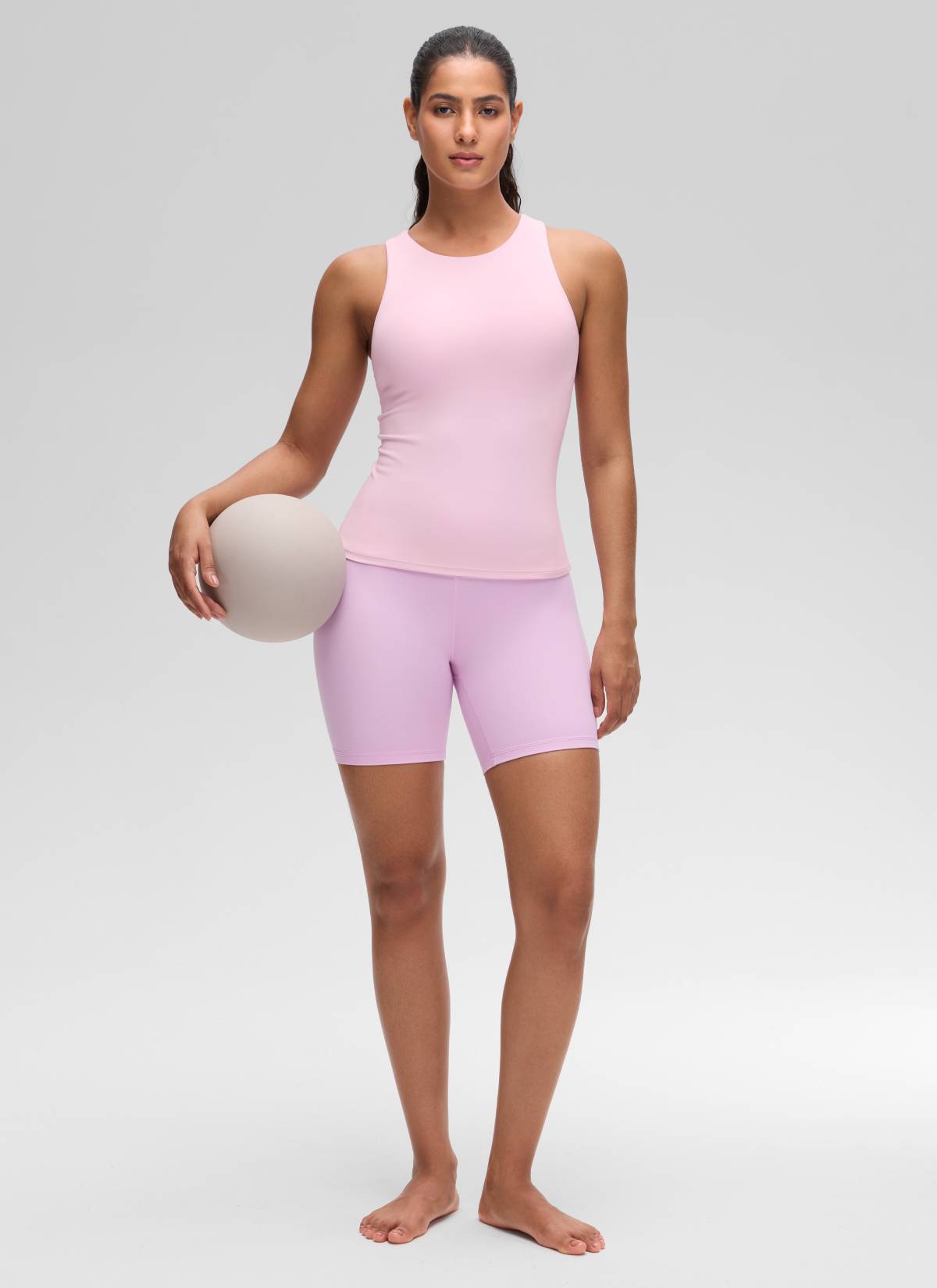 CRZ YOGA: قميص رياضي نسائي بياقة عالية وظهر سباق، مزود بحمالة صدر Butterluxe »، لون وردي «Peony»