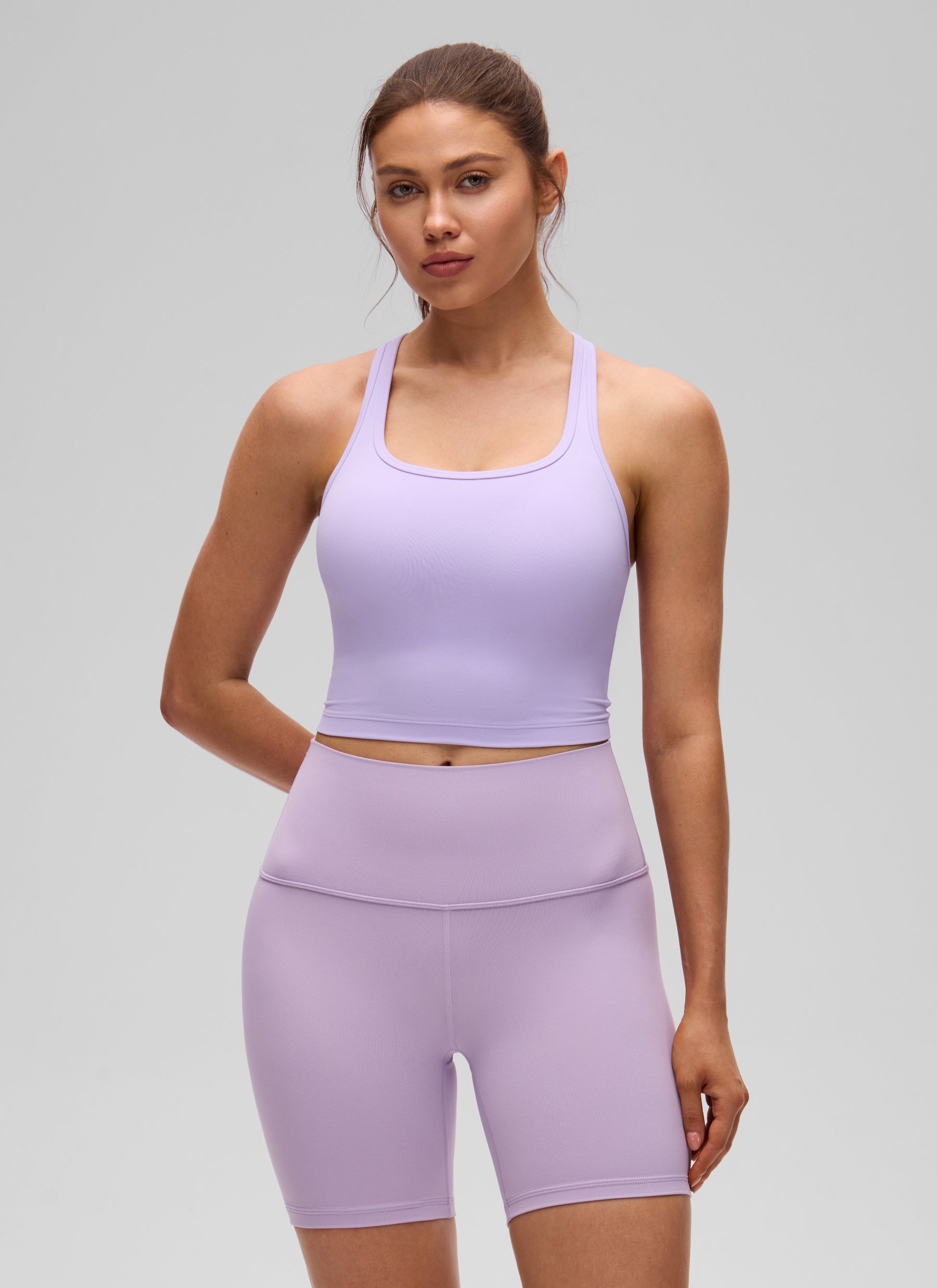 حمالة صدر يوغا نسائية من CRZ YOGA بدعم خفيف Butterluxe بياقة دائرية وتصميم Y-Back، لون بنفسجي ثلجي