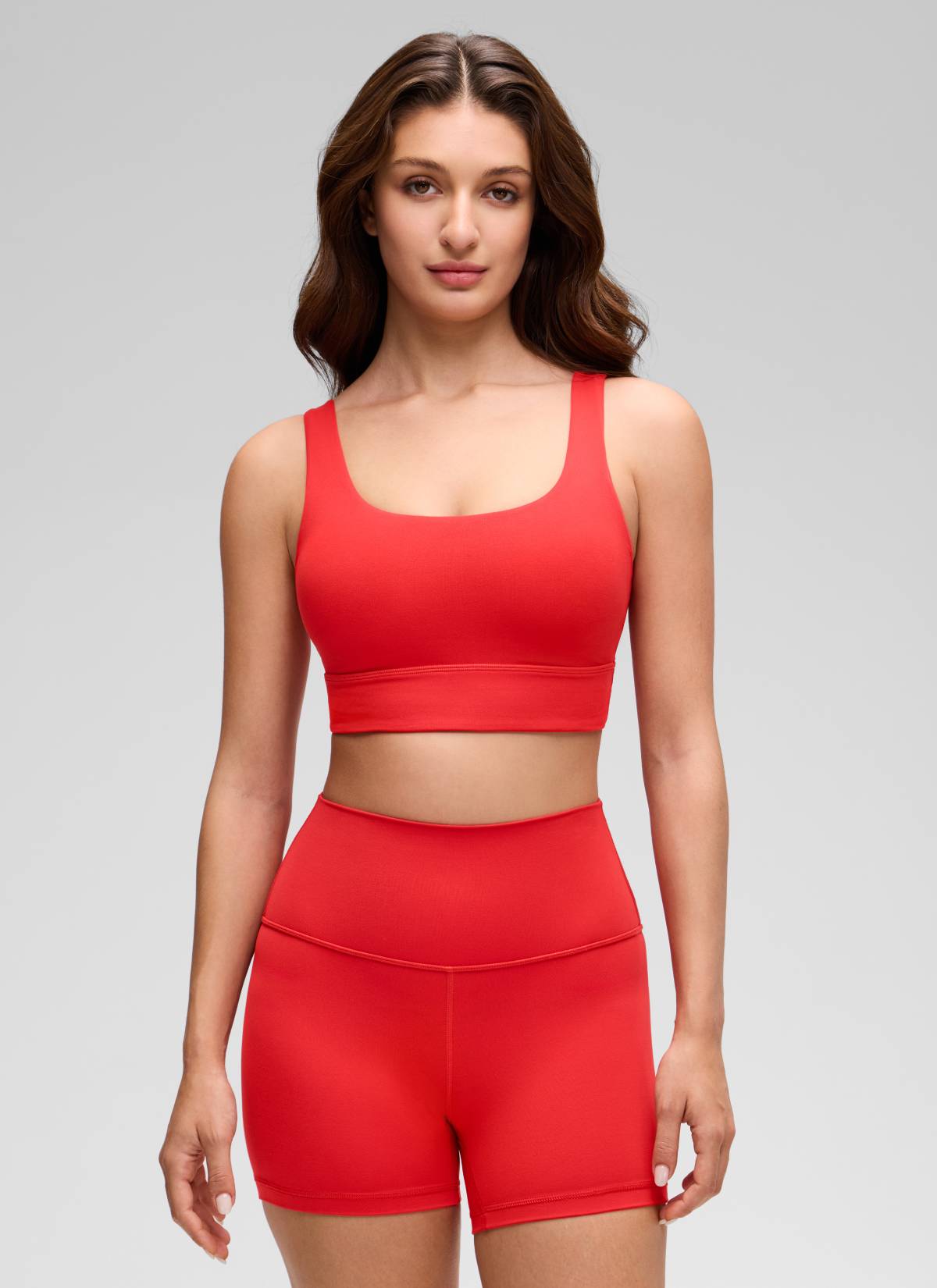 حمالة صدر رياضية Butterluxe طويلة للنساء من CRZ YOGA لدعم منخفض لليوغا بظهر على شكل U أحمر داكن