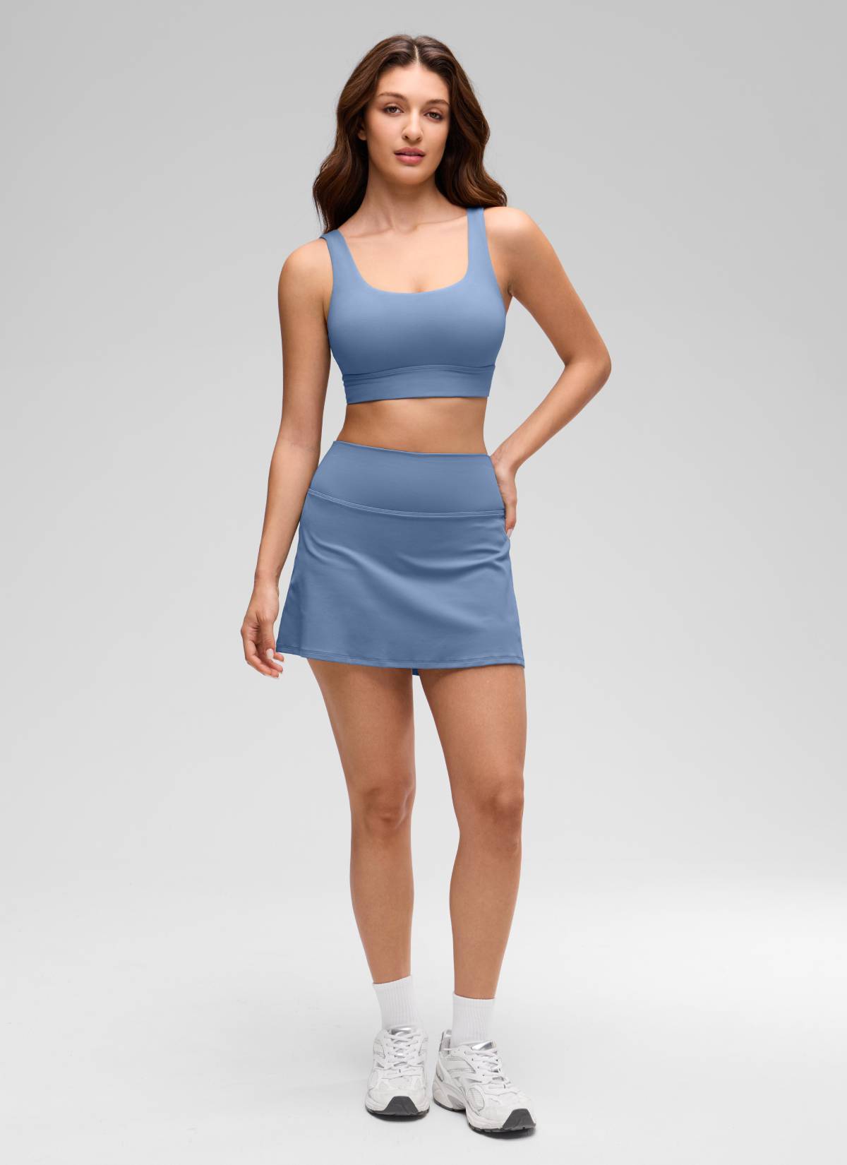 حمالة صدر رياضية طويلة من CRZ YOGA للنساء لليوغا بدعم منخفض Butterluxe بظهر على شكل حرف U بلون أزرق الواحة.