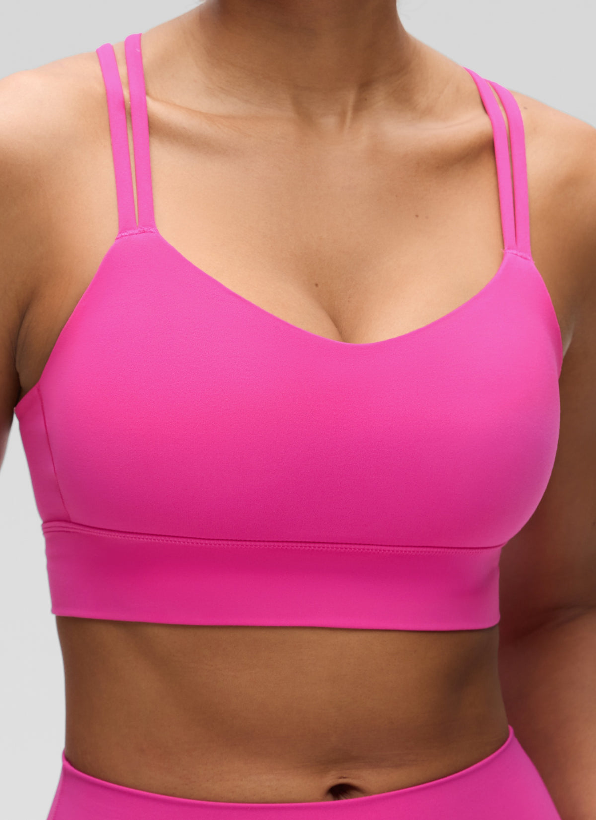 CRZ YOGA Womens Butterluxe Strappy Longline Criss Cross Molded Cup Bra Hibiscus Purple @model_info:Barbara