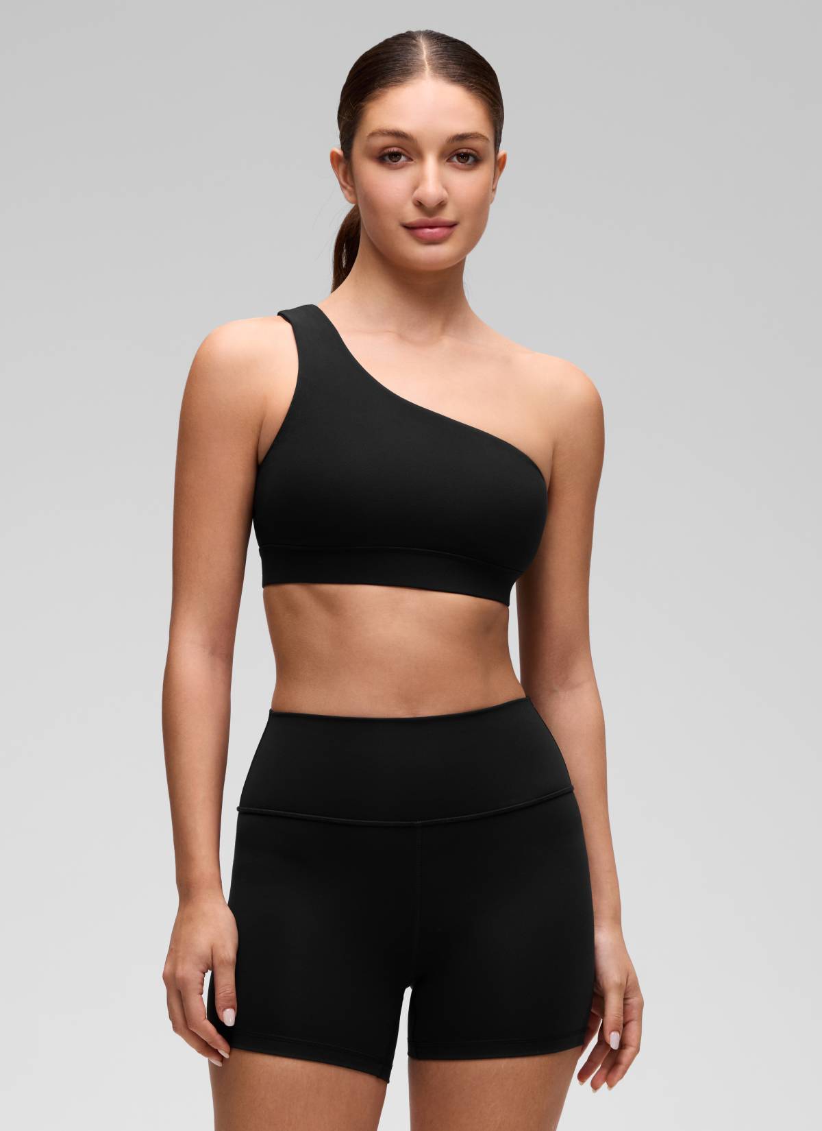 CRZ YOGA Butterluxe حمالة صدر رياضية نسائية بكتف واحد، غير متماثلة، مبطنة، باللون الأسود