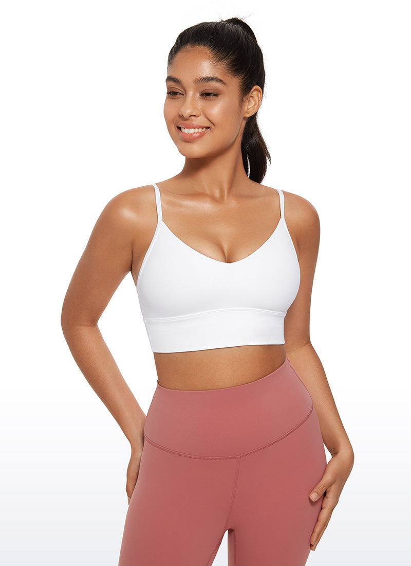 حمالة صدر رياضية Butterluxe طويلة بتصميم رقبة على شكل حرف V للنساء من CRZ YOGA باللون الأبيض