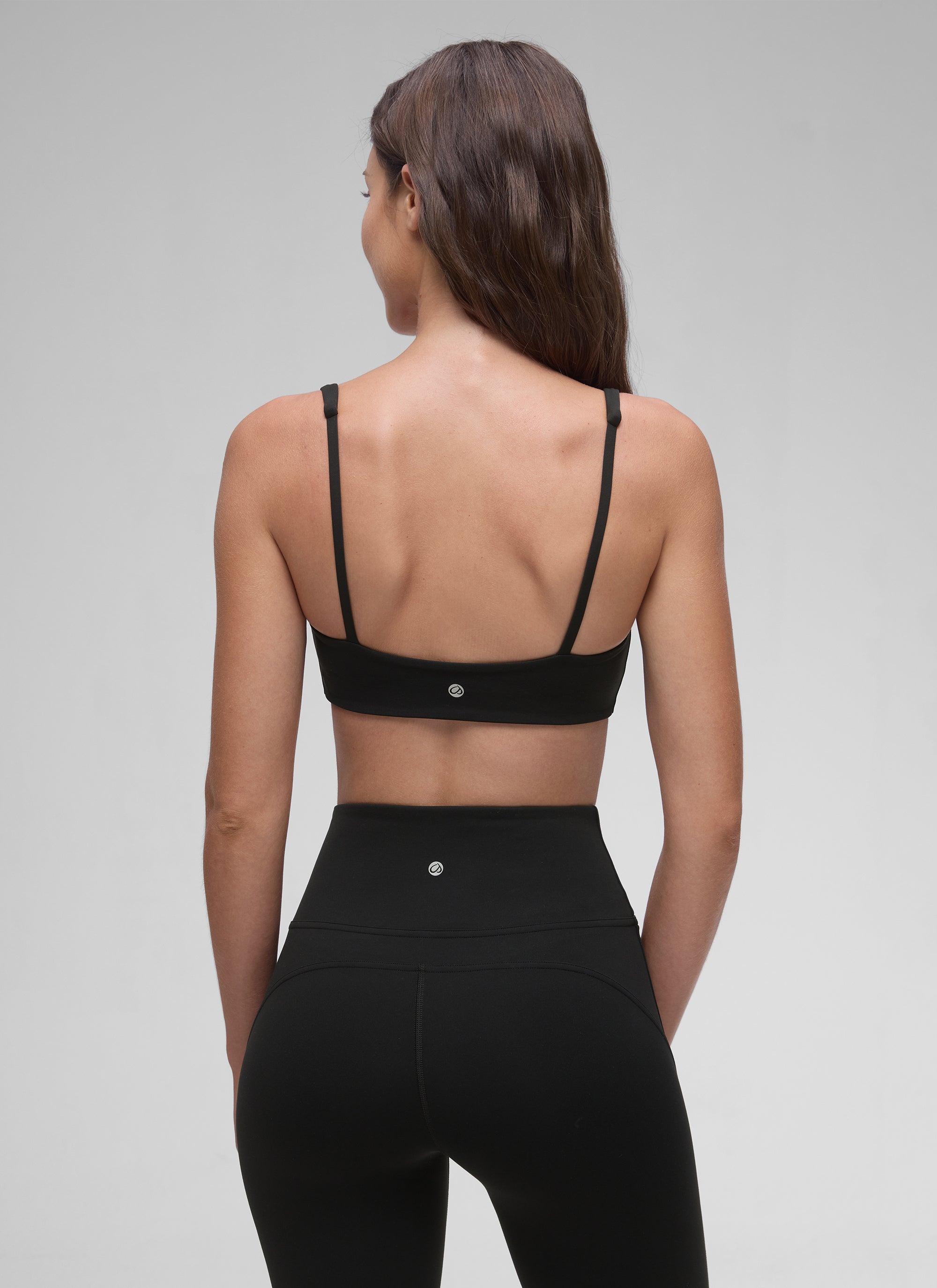 CRZ YOGA Women Butterluxe Square Neck Cami Padded Mini Bra Black @model_info:Malisa