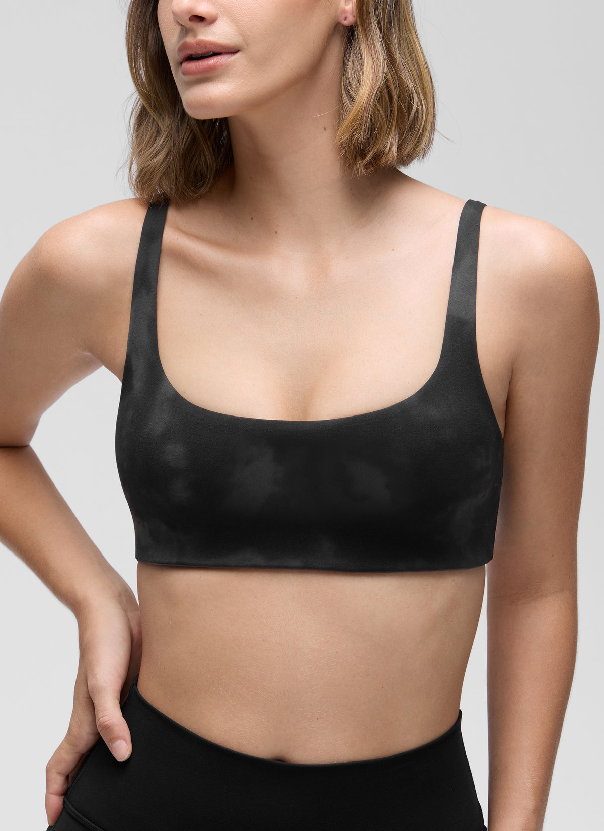 CRZ YOGA Women Butterluxe Square Neck Cami Padded Mini Bra Black Tie Dye Flowers @model_info:Jaynne