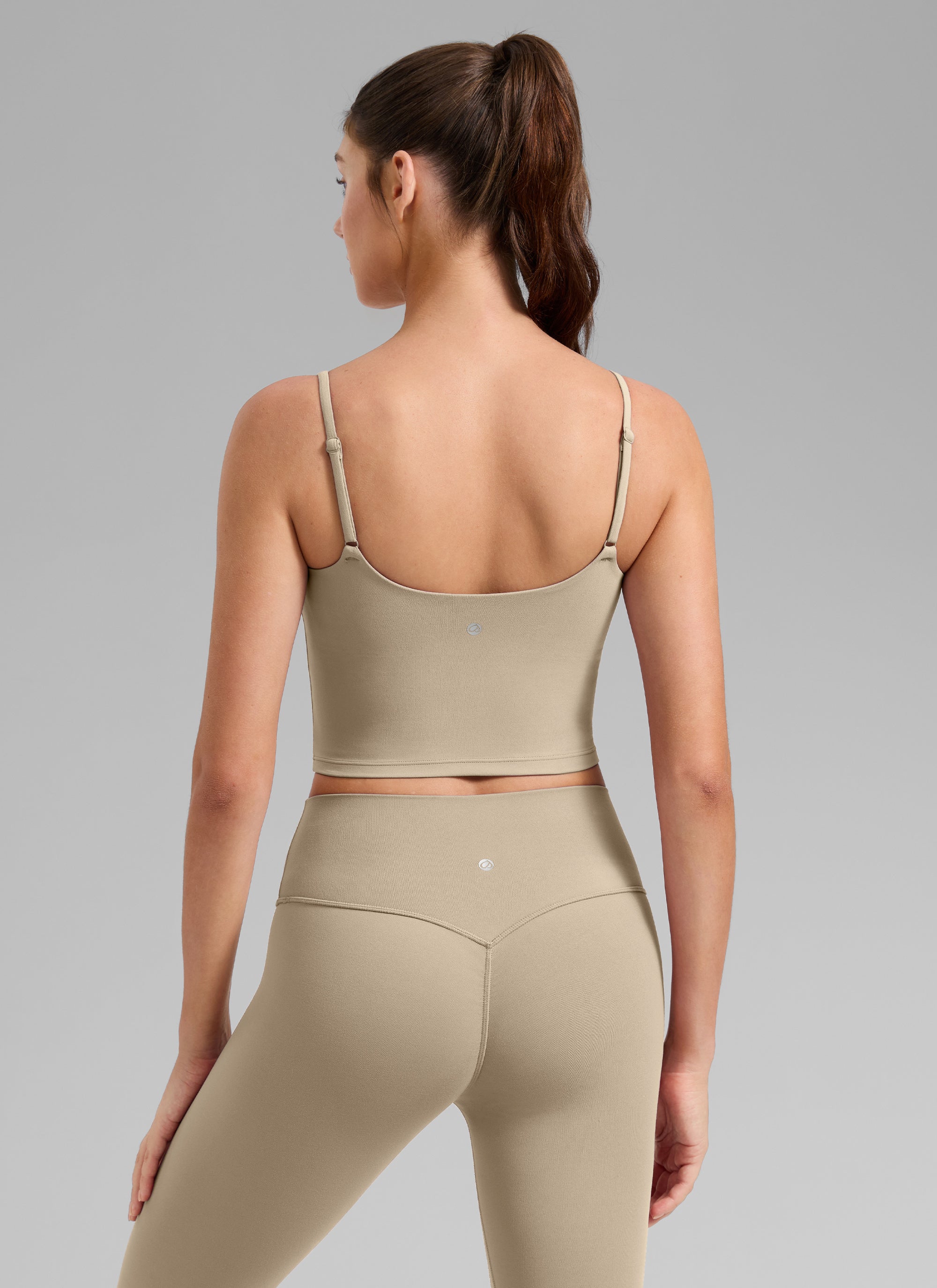 حمالة صدر رياضية طويلة لليوجا برقبة دائرية وظهر على شكل حرف U من CRZ YOGA نسائي Butterlift بلون البلوط