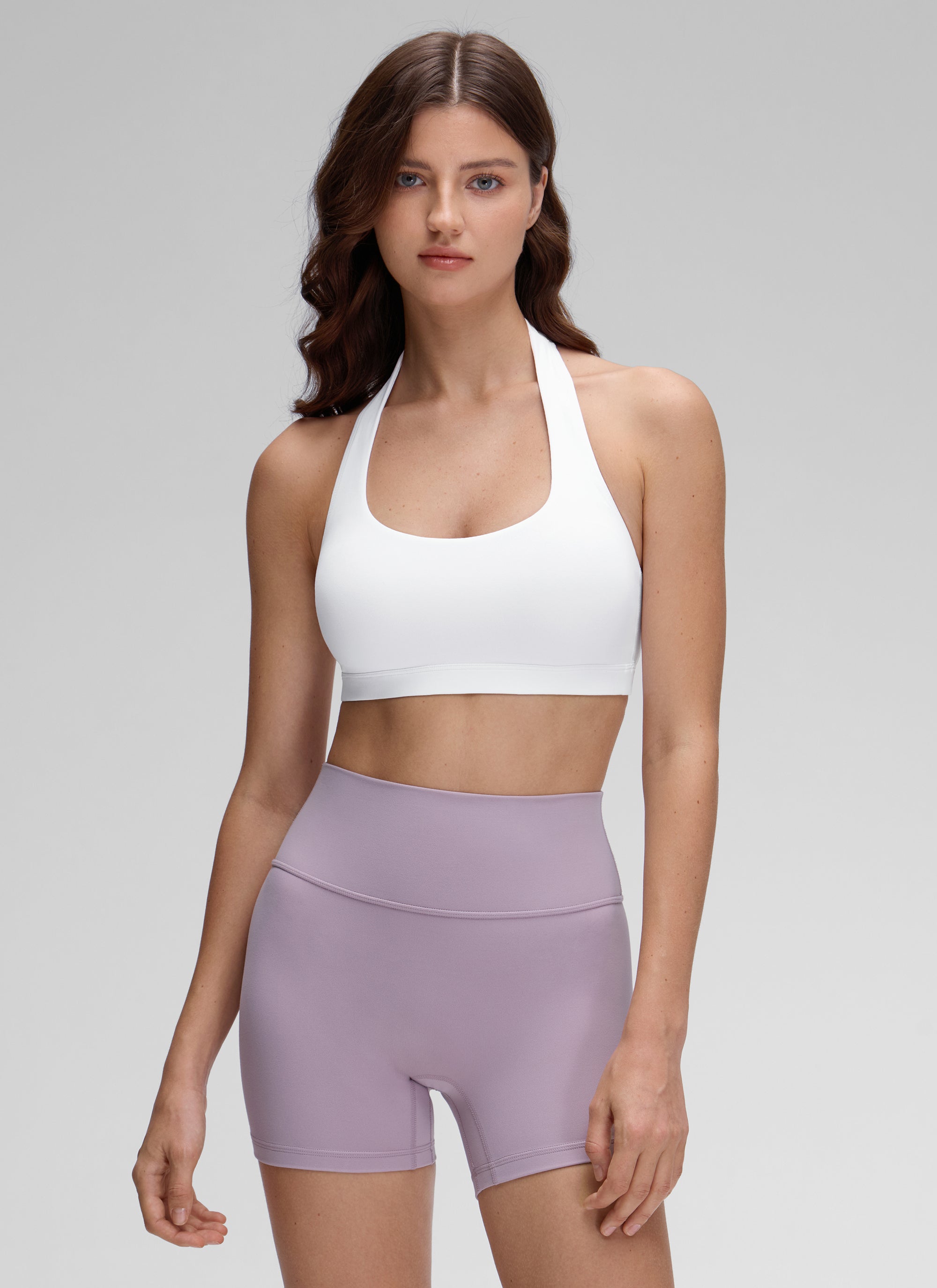 CRZ YOGA Womens Yoga Scoop Neck Padded Open Back Sports Bras White @model_info:Kerr