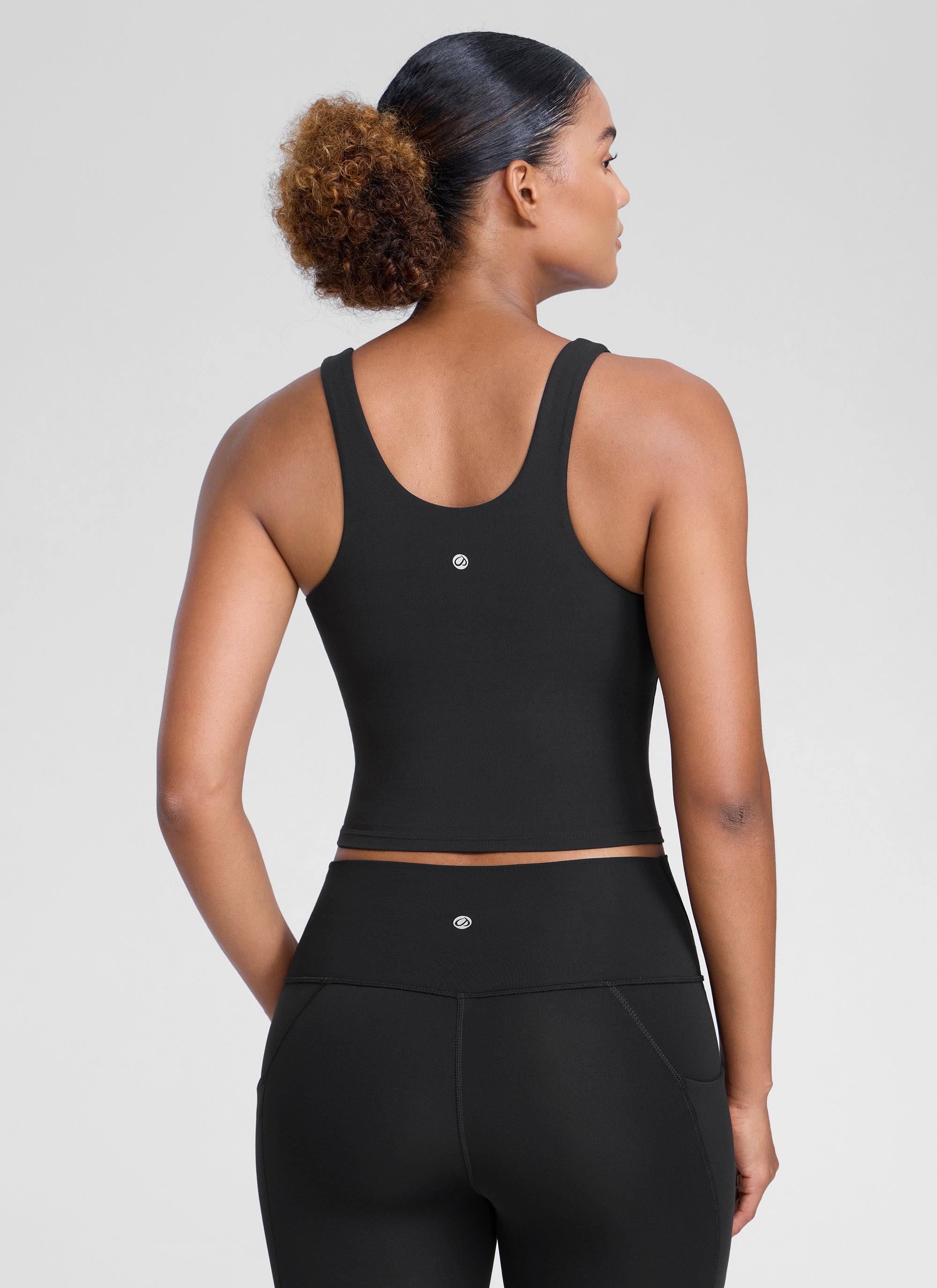 CRZ YOGA Womens Butterlift Racerback U Neck Yoga Built in Bra Tank Black