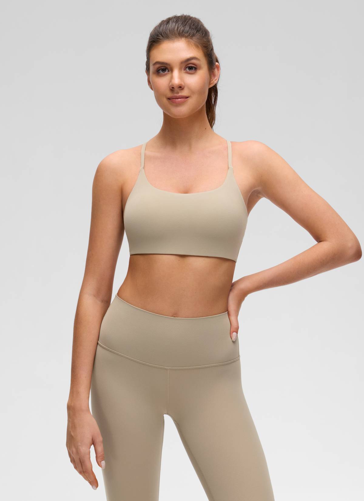 CRZ YOGA Women's Butterluxe Yoga Scoop Neck Twist Cross Back Sport Bra Oak