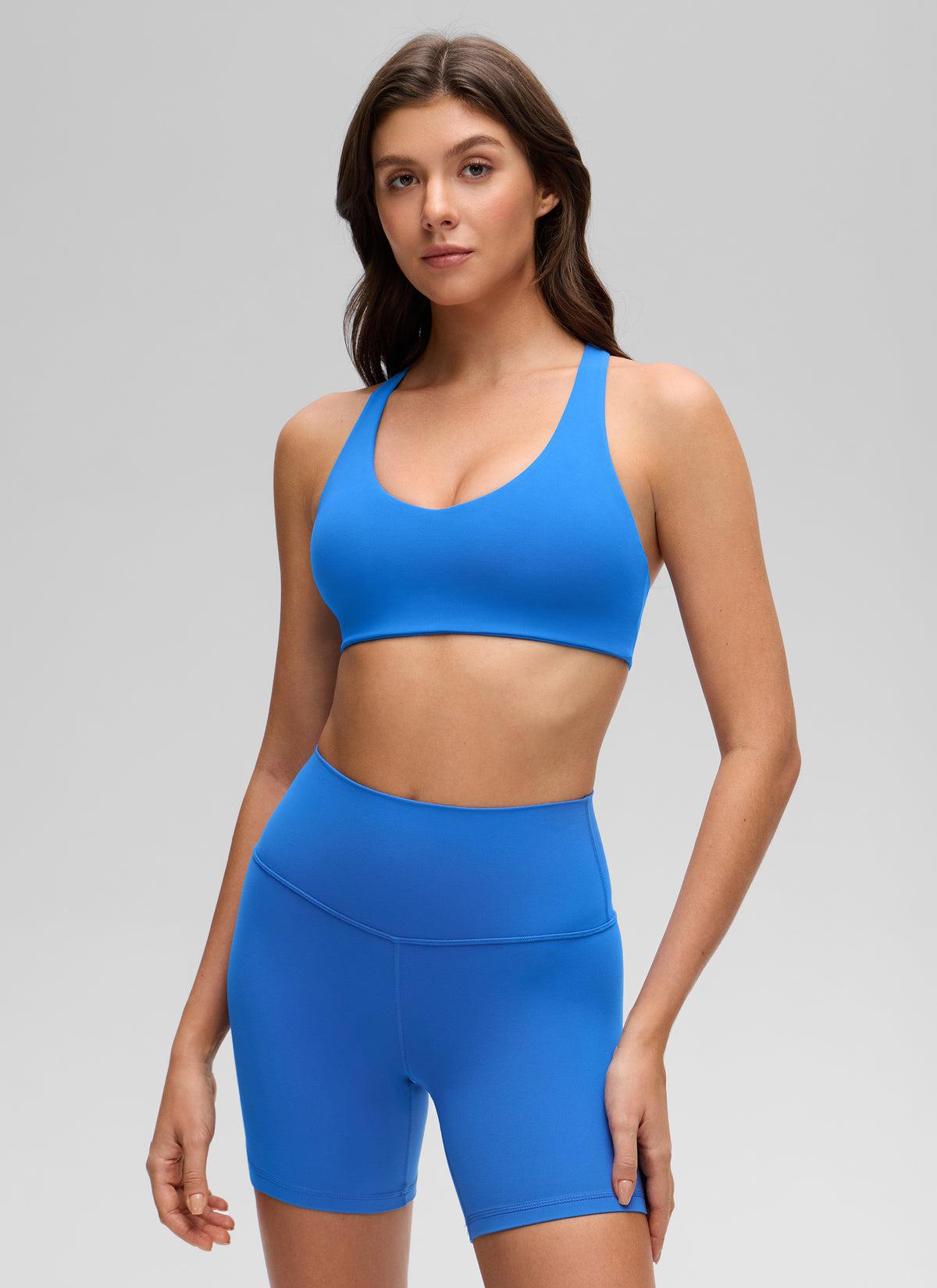 CRZ YOGA Women's Butterluxe Yoga V Neck RacerBack Build in Sports Bra Sparkle Blue @model_info:Gelya