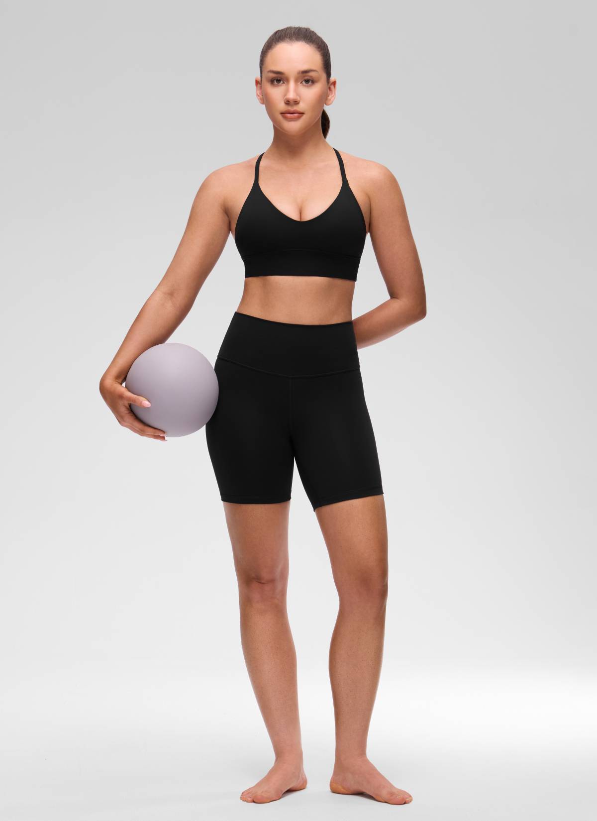 حمالة صدر رياضية طويلة للنساء من CRZ YOGA، Butterluxe ، برقبة على شكل V وظهر متقاطع، باللون الأسود