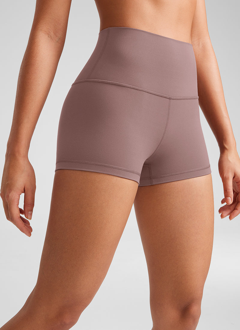 شورتات يوغا نسائية من CRZ YOGA، ذات خصر مرتفع، بنمط «Booty Butterluxe »، بطول 2.5 بوصة، لون موف