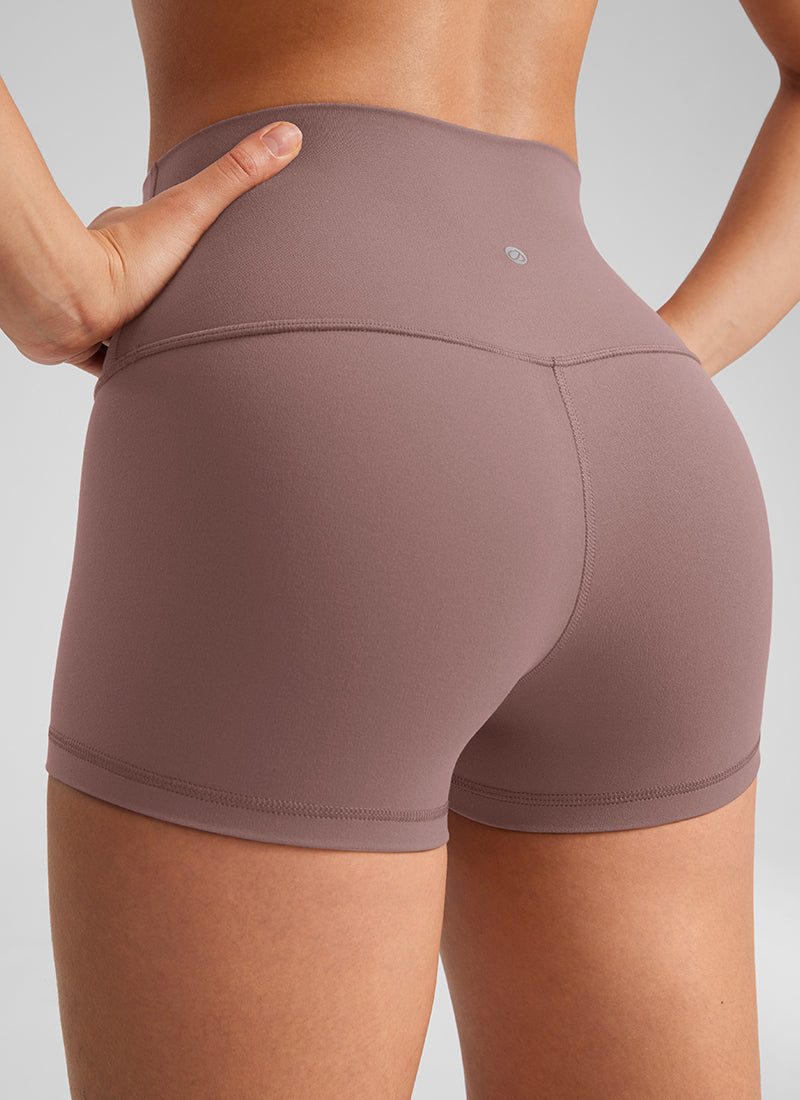 شورتات يوغا نسائية من CRZ YOGA، ذات خصر مرتفع، بنمط «Booty Butterluxe »، بطول 2.5 بوصة، لون موف