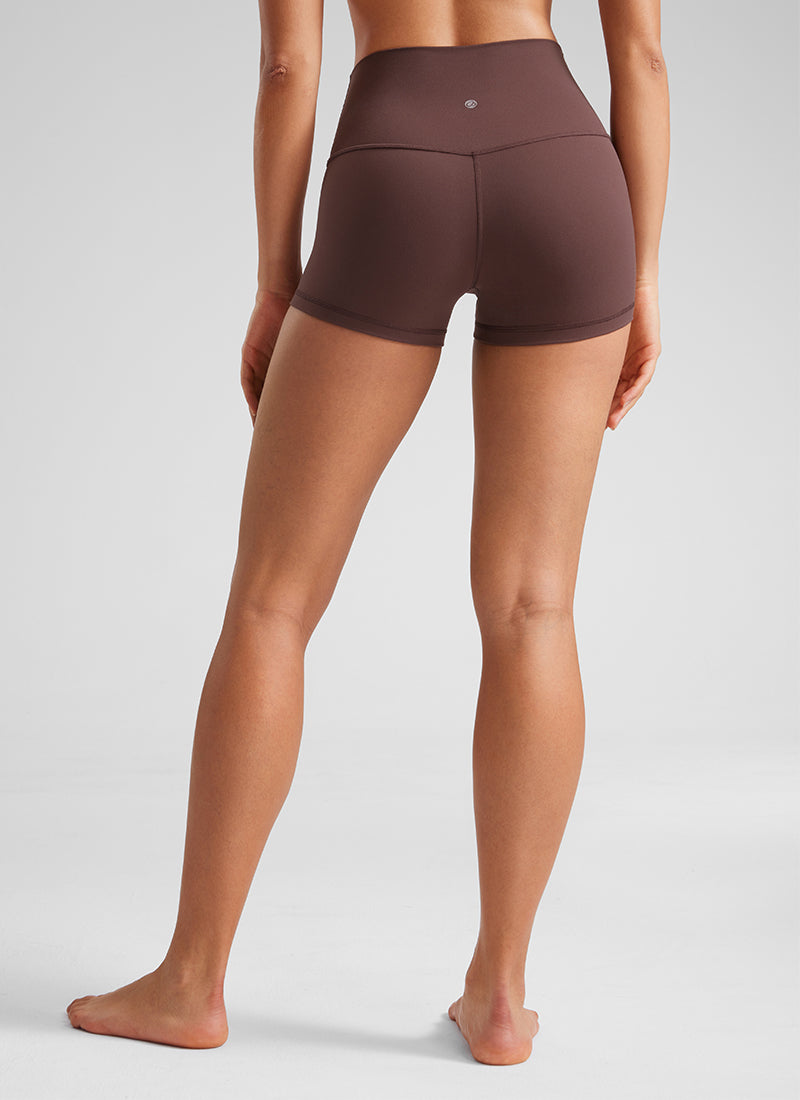 شورتات يوغا نسائية من CRZ YOGA، ذات خصر مرتفع، بنمط «Booty Butterluxe »، بطول 2.5 بوصة، لون تاوبي