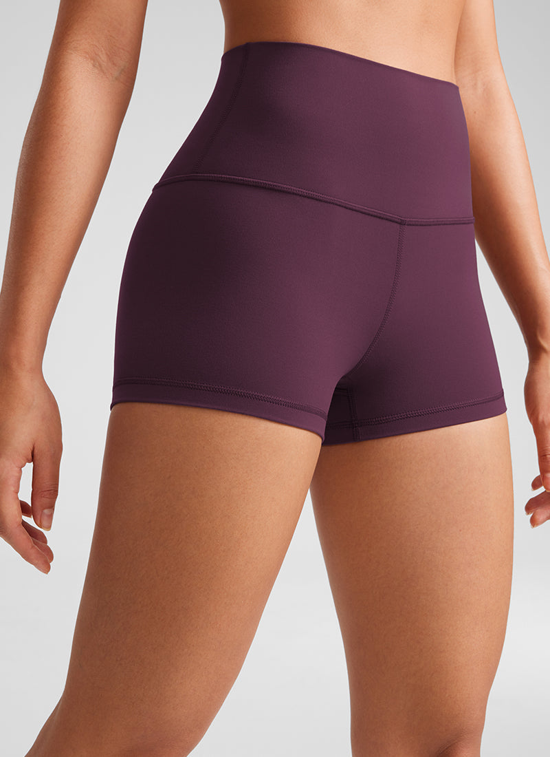 شورتات «Booty Butterluxe النسائية لليوغا من CRZ YOGA، ذات الخصر العالي، بطول 2.5 بوصة، لون أرجواني غامق