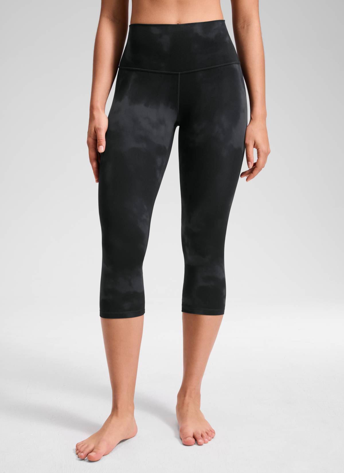 CRZ YOGA ليقنز يوغا Butterluxe نسائي بخصر مرتفع لليوغا والاسترخاء 48 سم زهور تاي داي سوداء