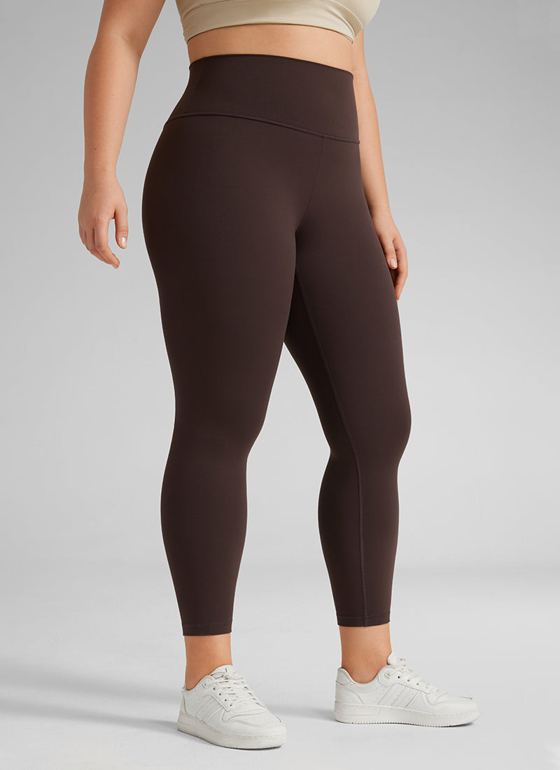 CRZ YOGA Women's Yoga High Rise Plus Size Butterluxe Leggings 25'' Hot Fudge Brown @model_info:Victoria