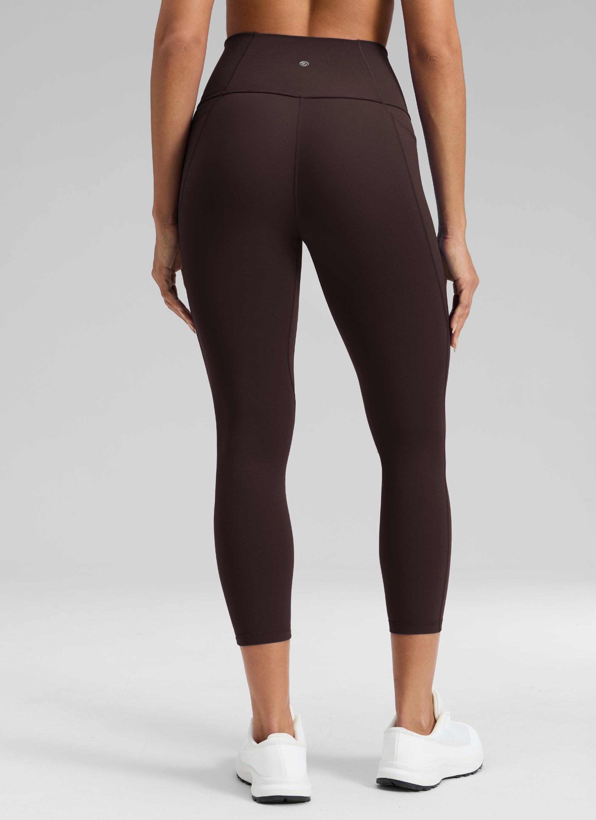 CRZ YOGA - ليغينغز نسائي بخصر Butterluxe وجيوب Butterluxe بطول كابري 23 بوصة، لون بني داكن