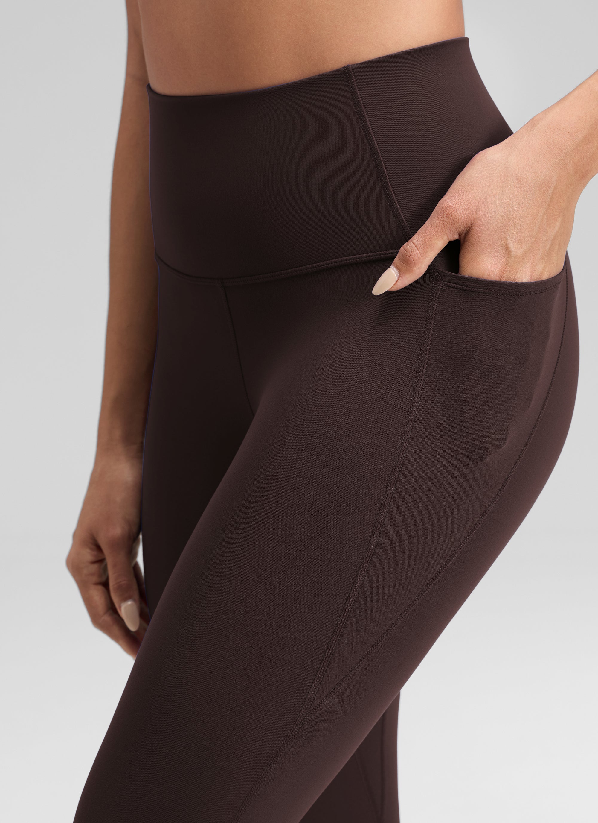 CRZ YOGA - ليغينغز نسائي بخصر Butterluxe وجيوب Butterluxe بطول كابري 23 بوصة، لون بني داكن