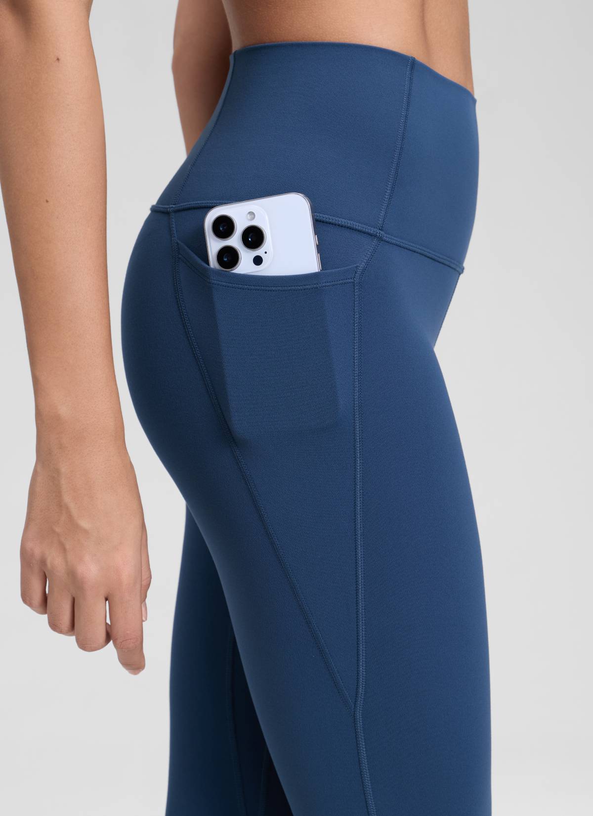 CRZ YOGA - ليقنز رياضي للنساء بجيوب من نوع « Butterluxe » مقاس 28