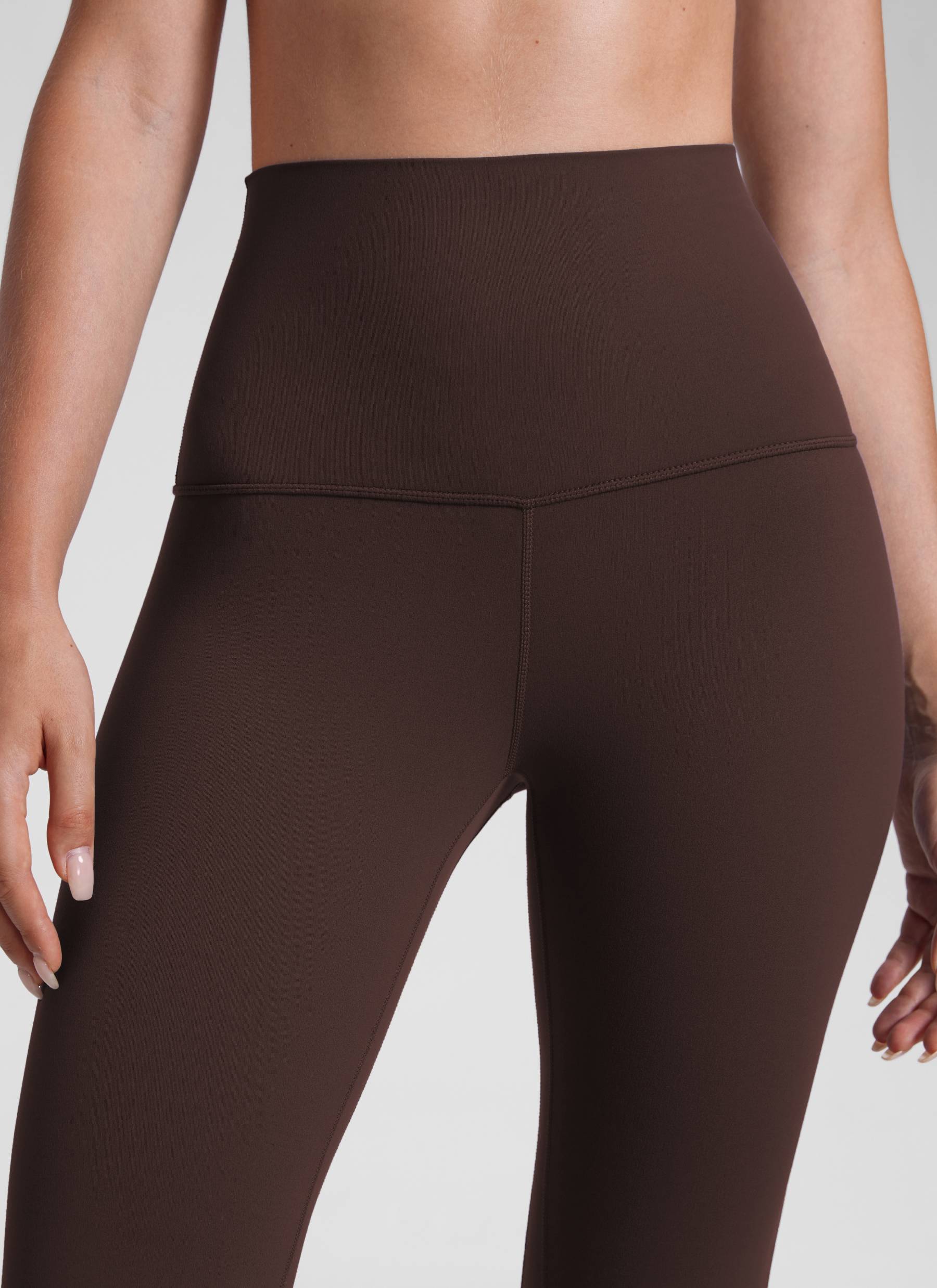 بنطلون ضيق يوغا Butterluxe بخصر شديد الارتفاع للنساء من CRZ YOGA، بطول 71 سم، بنّي هوت فادج