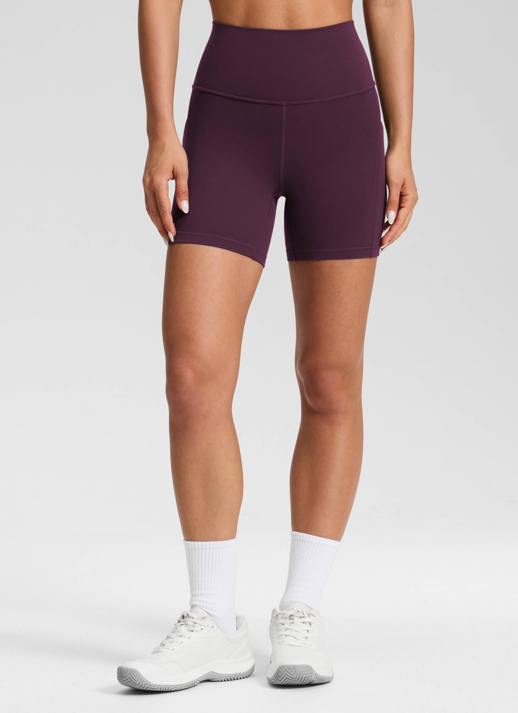 شورت بايكر CRZ YOGA نسائي لليوجا بخصر عالٍ من Butterluxe بجيوب، 13 سم، بنفسجي داكن