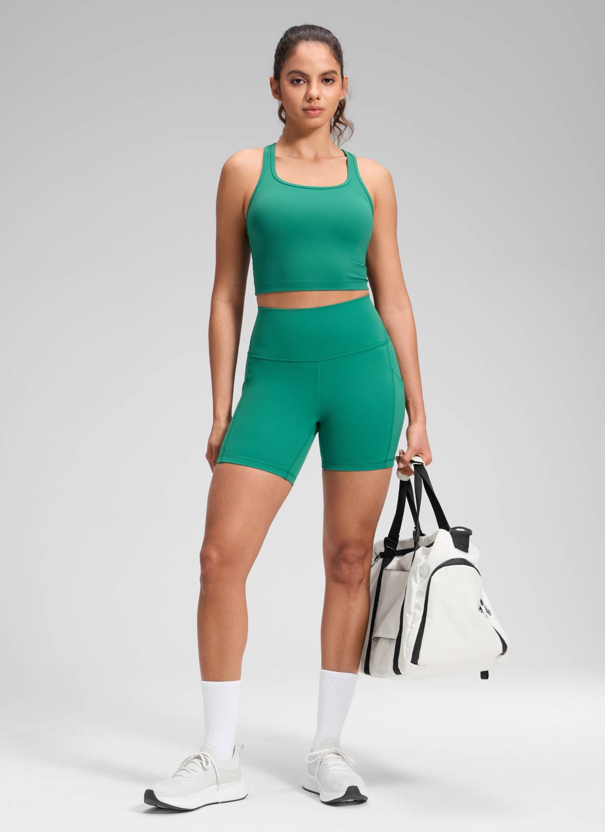 شورتات CRZ YOGA النسائية لليوغا بخصر عالٍ بتصميم راكب الدراجة من Butterluxe مع جيوب بطول 13 سم بلون أخضر كاسكاديا