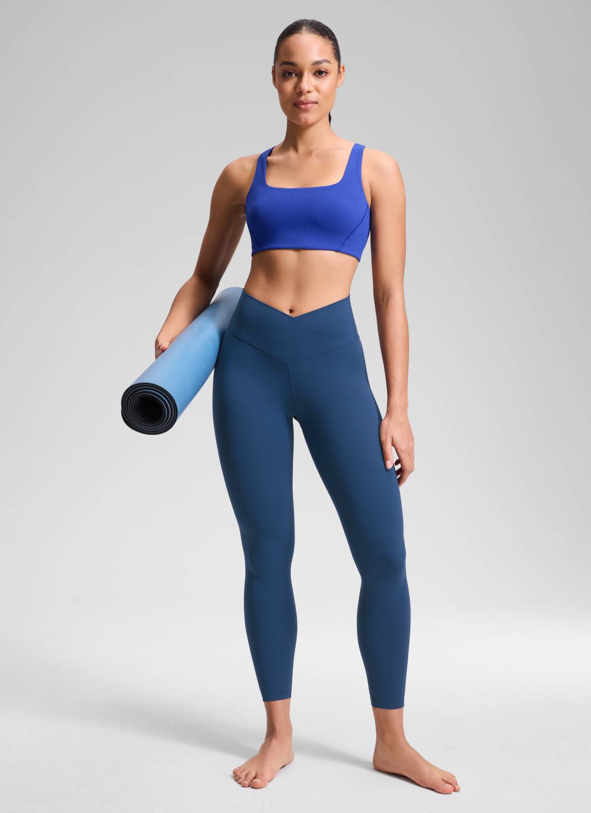 CRZ YOGA - بنطال Butterluxe نسائي بخصر مرتفع من قماش Butterluxe »، بطول 25 بوصة، وفتحة على شكل حرف V، بلون أزرق بحري فرنسي