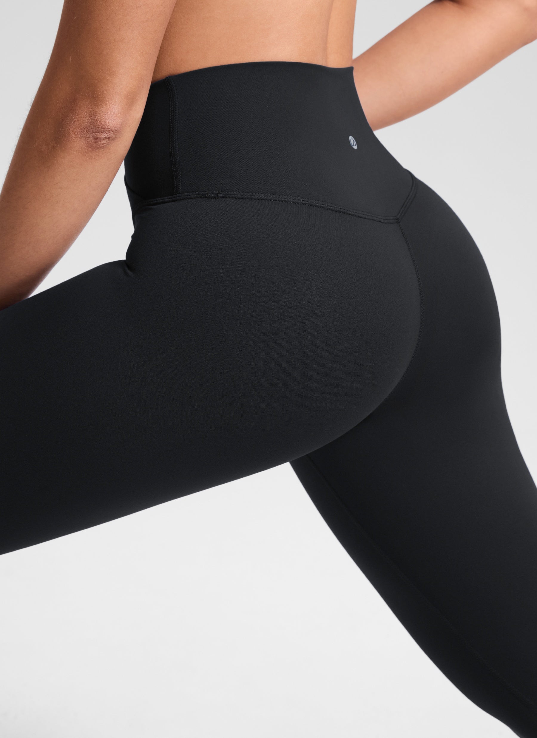 ليقنز يوغا نسائي من مجموعة Butterluxe بخصر مرتفع وقصة V متقاطعة من CRZ YOGA بطول 71 سم باللون الأسود