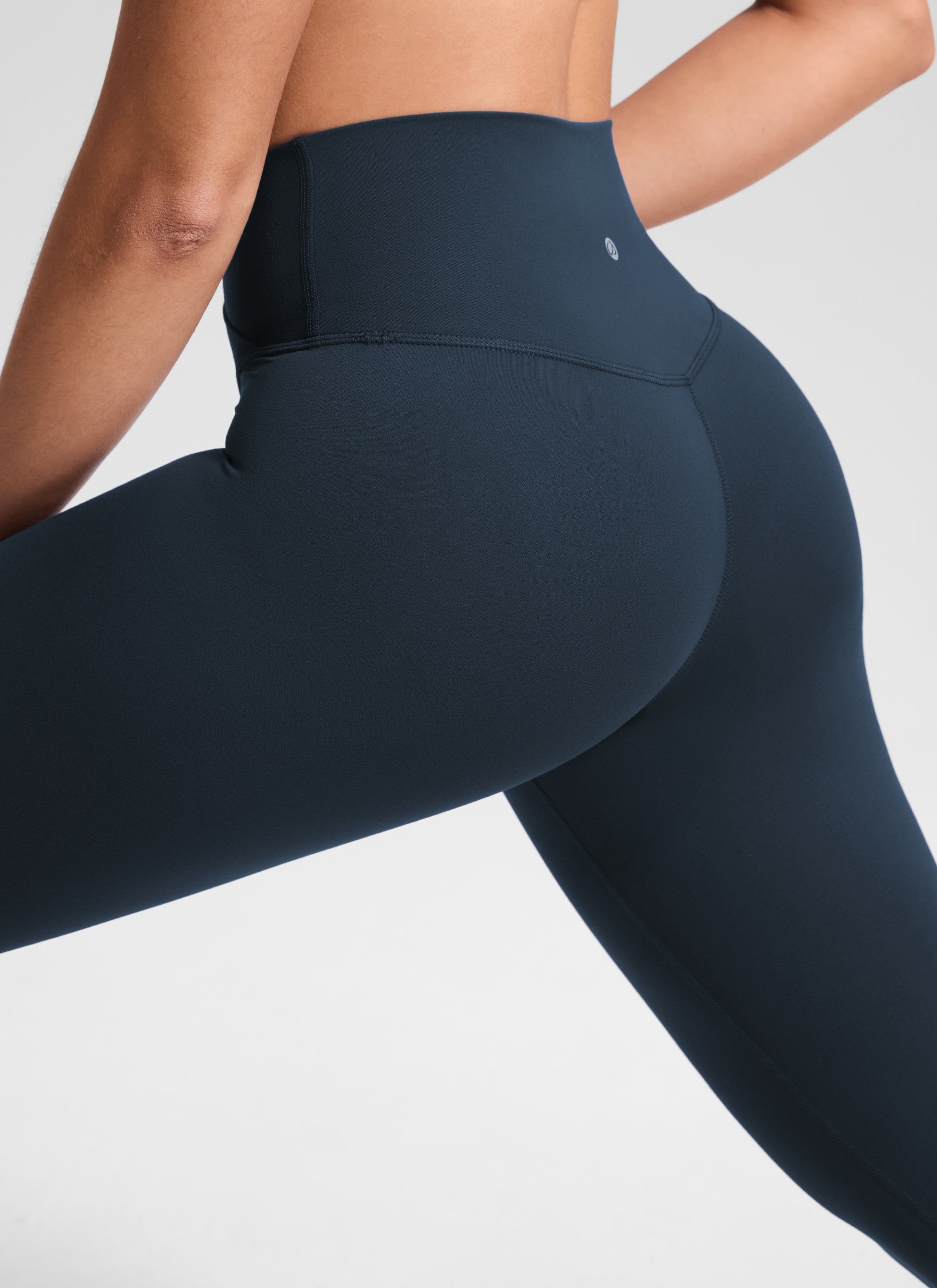 بنطلون ضيق لليوغا Butterluxe بخصر مرتفع وقصة على شكل حرف V للنساء من CRZ YOGA، طول 71 سم، أزرق داكن