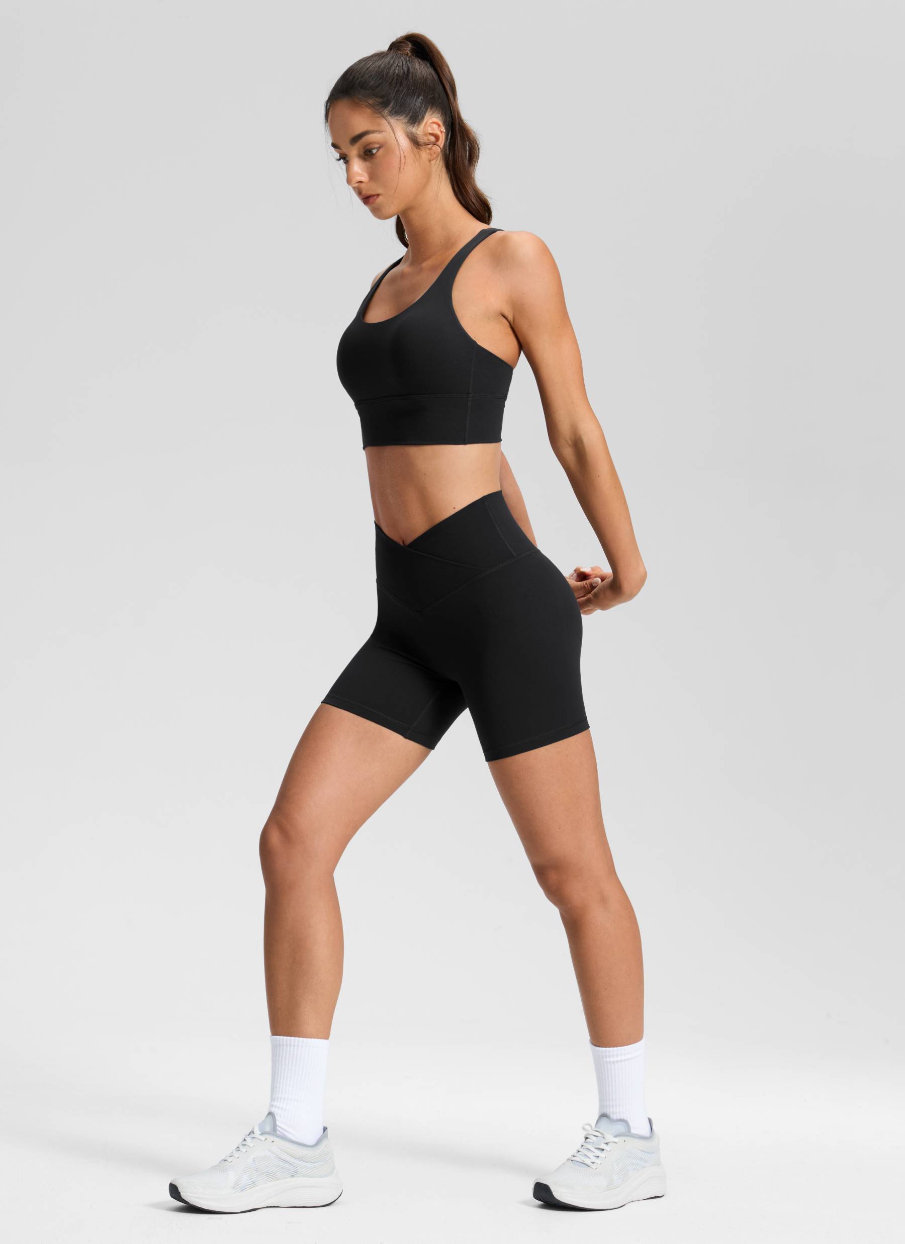 شورتات ركوب الدراجات النسائية من CRZ YOGA ذات الخصر المرتفع Butterluxe المتقاطع من قماش Butterluxe »، 5 بوصات، أسود