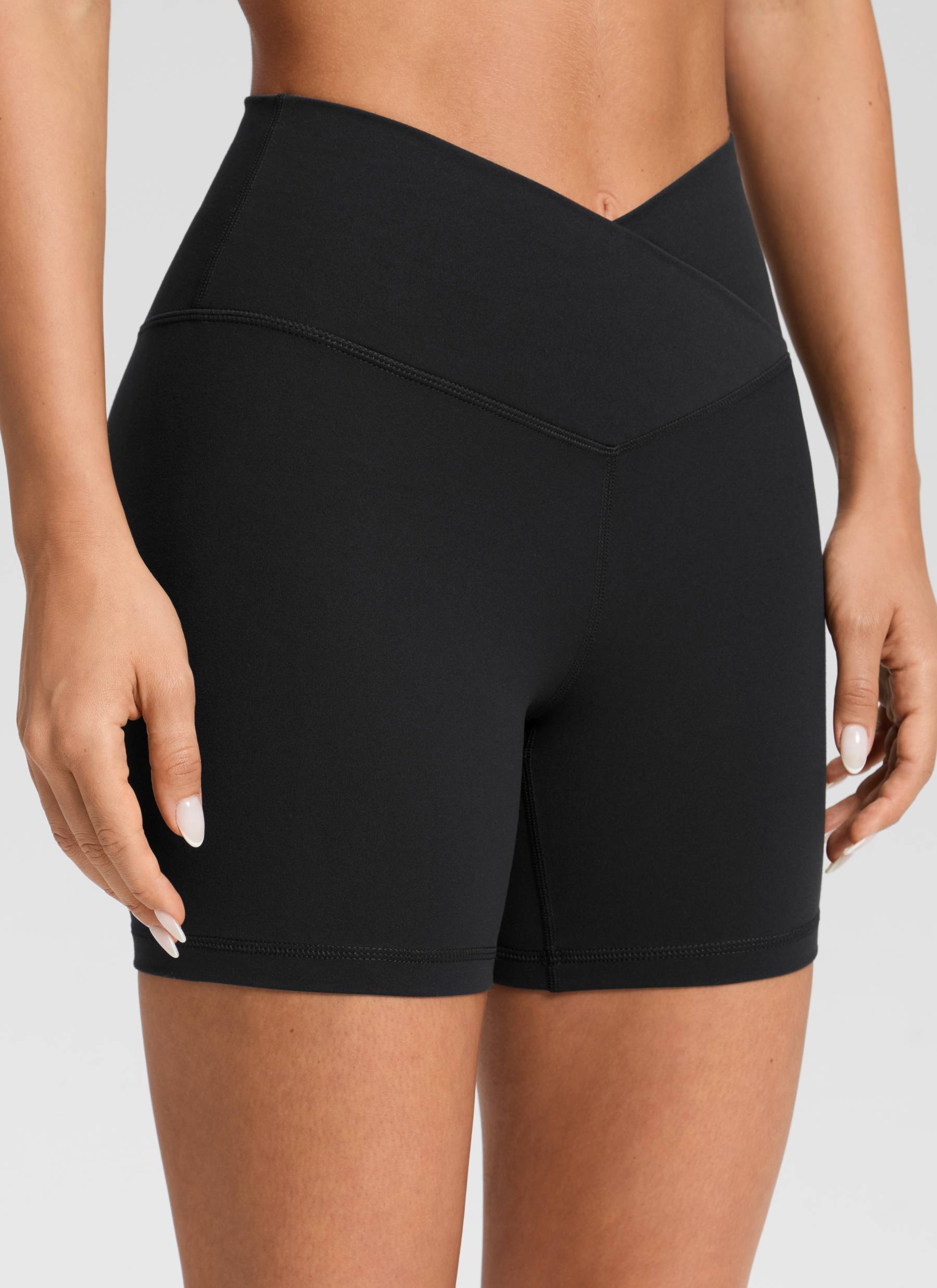 شورتات ركوب الدراجات النسائية من CRZ YOGA ذات الخصر المرتفع Butterluxe المتقاطع من قماش Butterluxe »، 5 بوصات، أسود