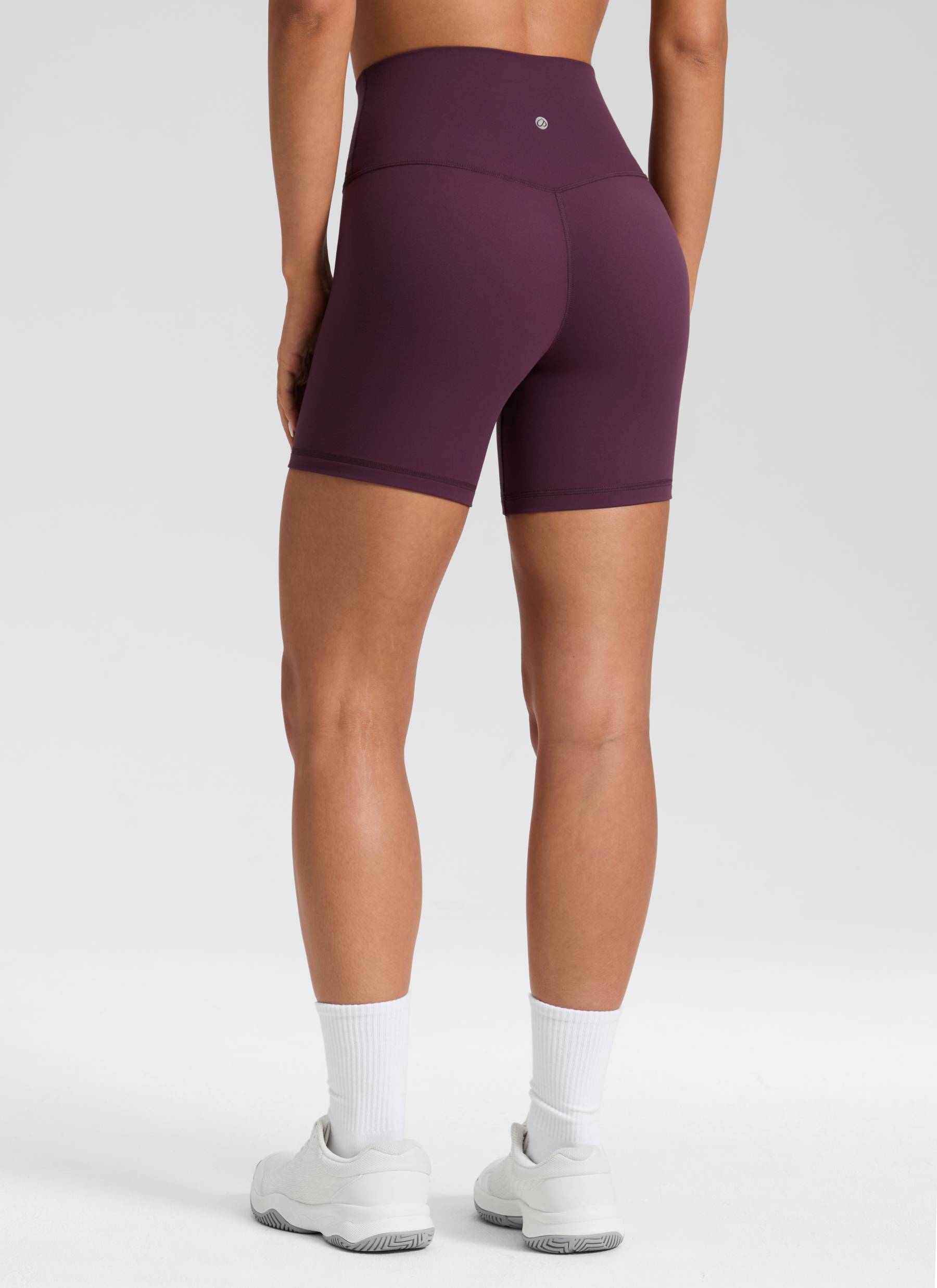 شورتات ركوب الدراجات النسائية من CRZ YOGA ذات الخصر العالي Butterluxe المتقاطع من قماش Butterluxe »، بطول 5 بوصات، باللون الأرجواني الداكن