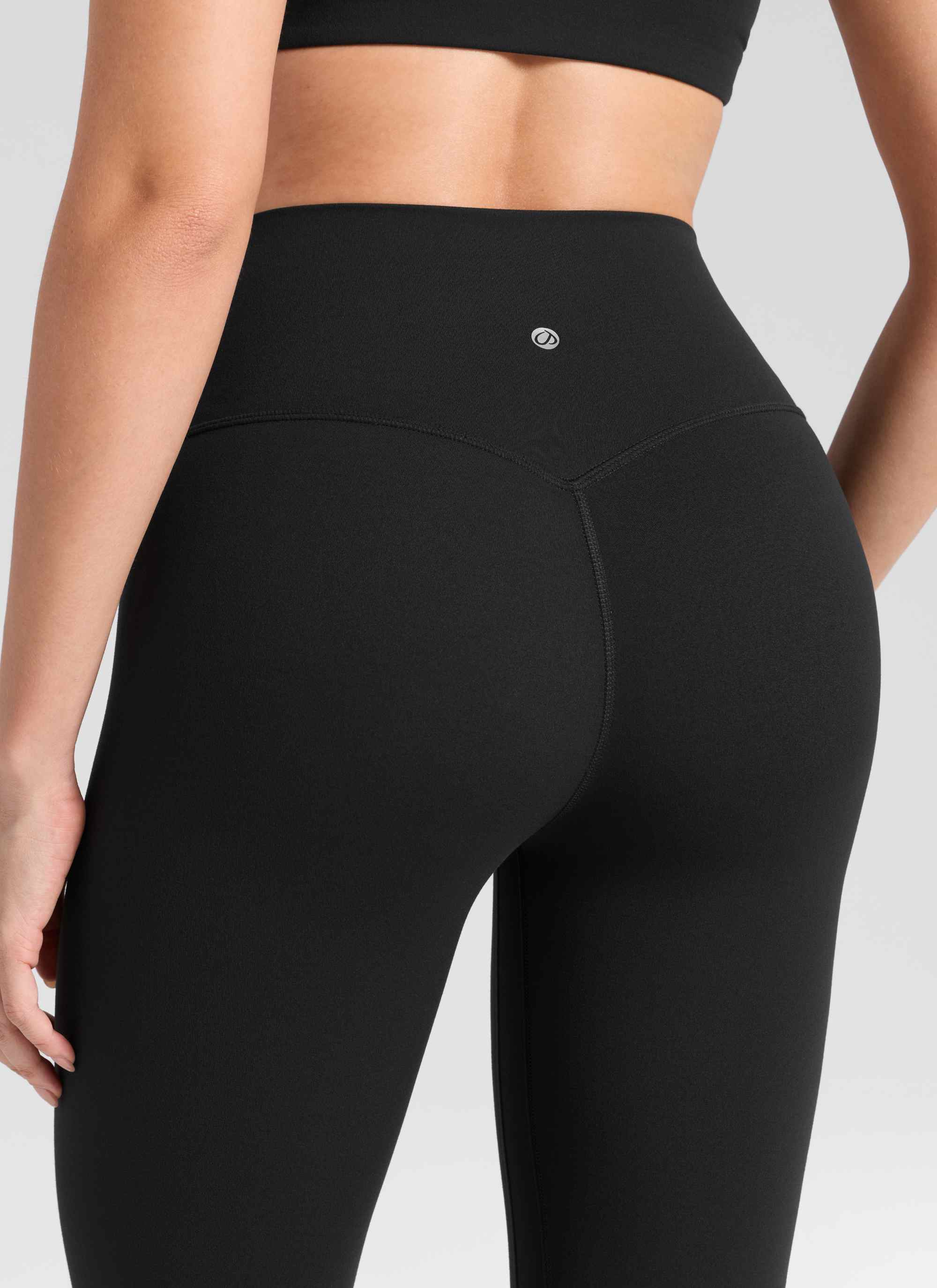 CRZ YOGA ليقنز يوجا نسائي للتمارين الرياضية بخصر مرتفع من Butterlift 64 سم أسود