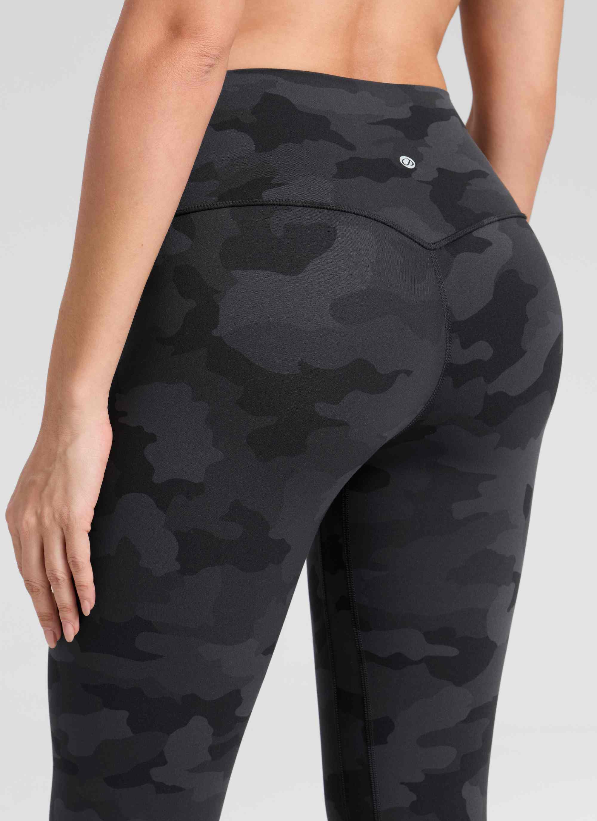 CRZ YOGA Women's Workout High Rise Butterlift Yoga Leggings 25'' Dark Grey Camouflage 2