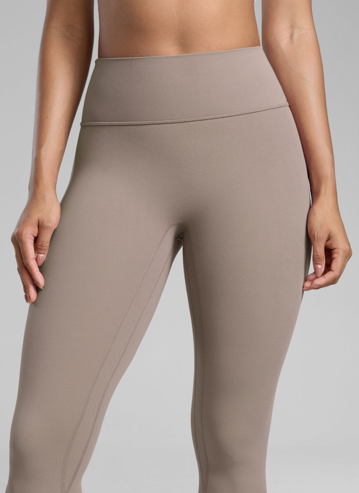 ليقنز نسائي CRZ YOGA Butterlift بخصر عالٍ وتصميم Scrunch Butt وبدون خياطة أمامية بلون لاتيه كريمي