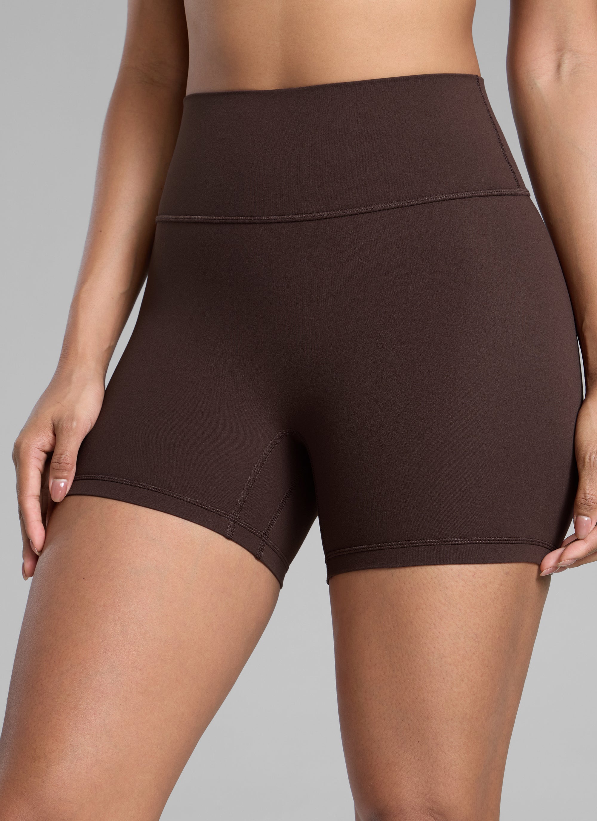 شورت CRZ YOGA نسائي Butterlift رياضي للتمارين وركوب الدراجات بتصميم رفع المؤخرة - بني هوت فادج