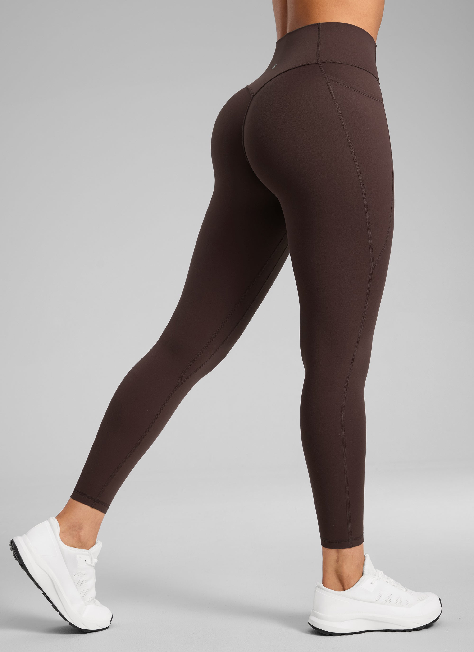 ليقنز نسائي من CRZ YOGA Butterlift بخصر عالٍ وبدون درزة أمامية مع جيوب باللون البني الشوكولاتة الداكن