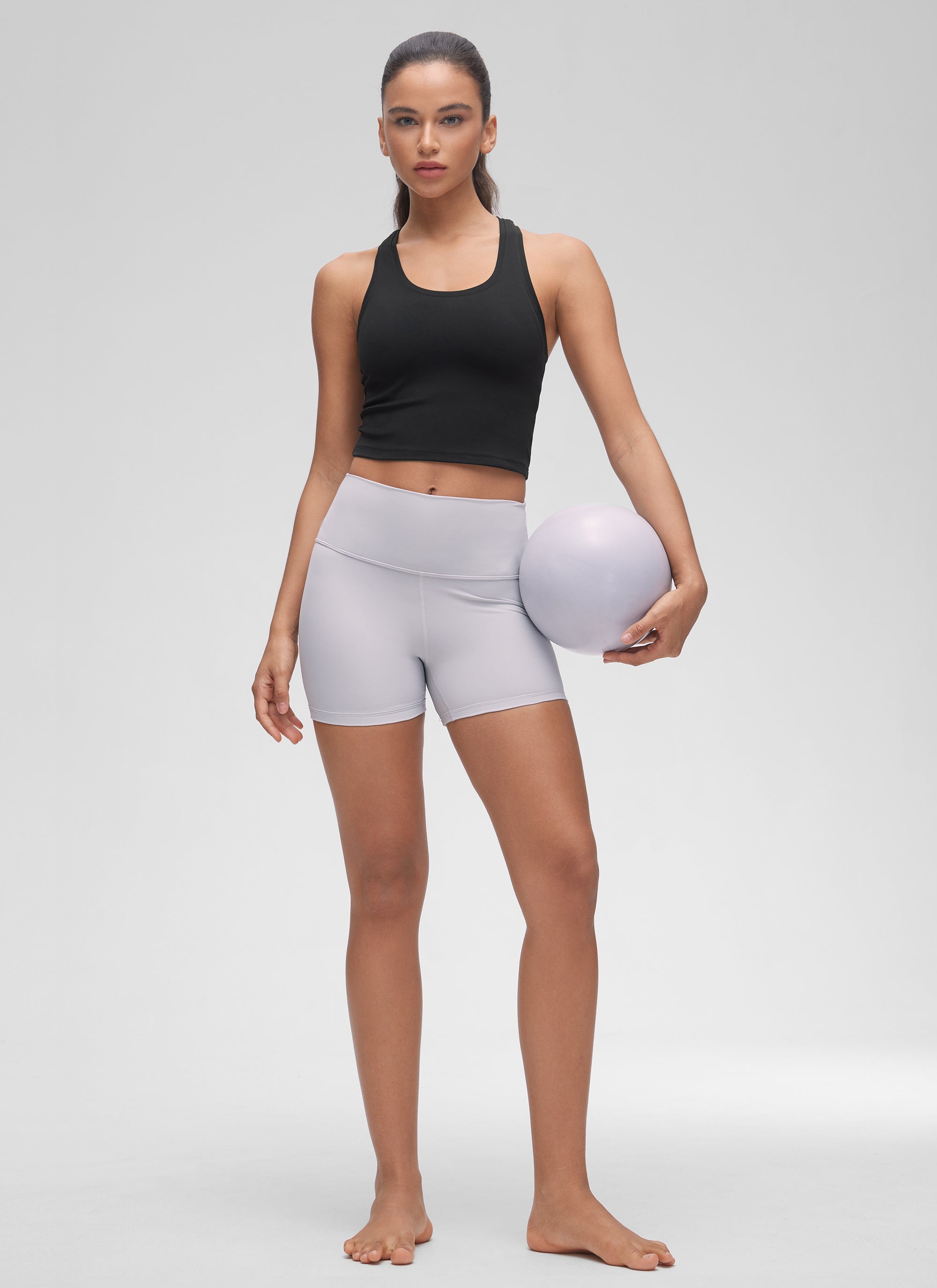 CRZ YOGA: قميص يوغا قصير للسيدات من طراز Butterluxe وظهر سباق، باللون الأسود