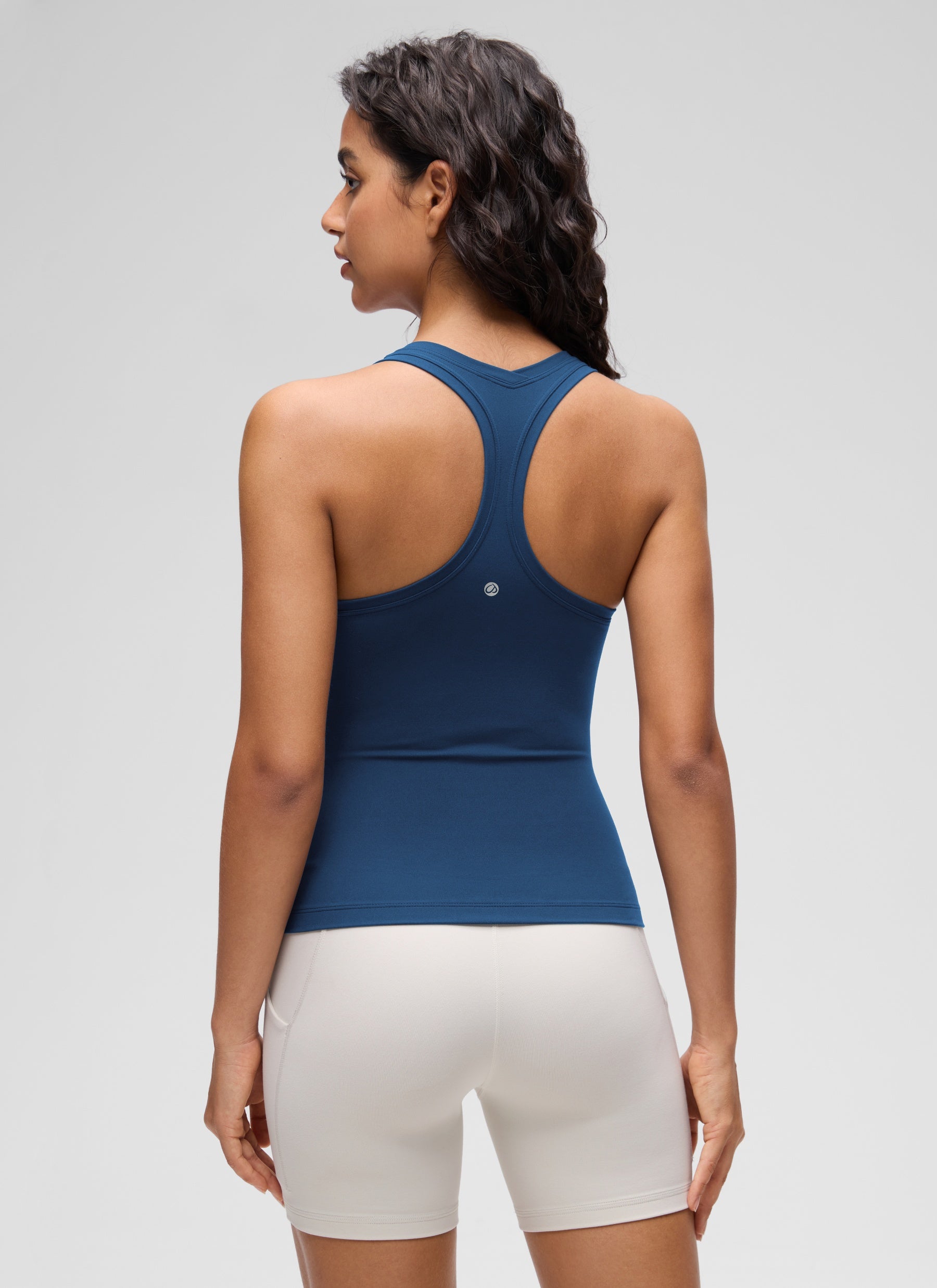 توب CRZ YOGA نسائي لليوجا، Butterluxe بياقة مستديرة وظهر ريسر باك، بقصة ضيقة، كحلي فرنسي