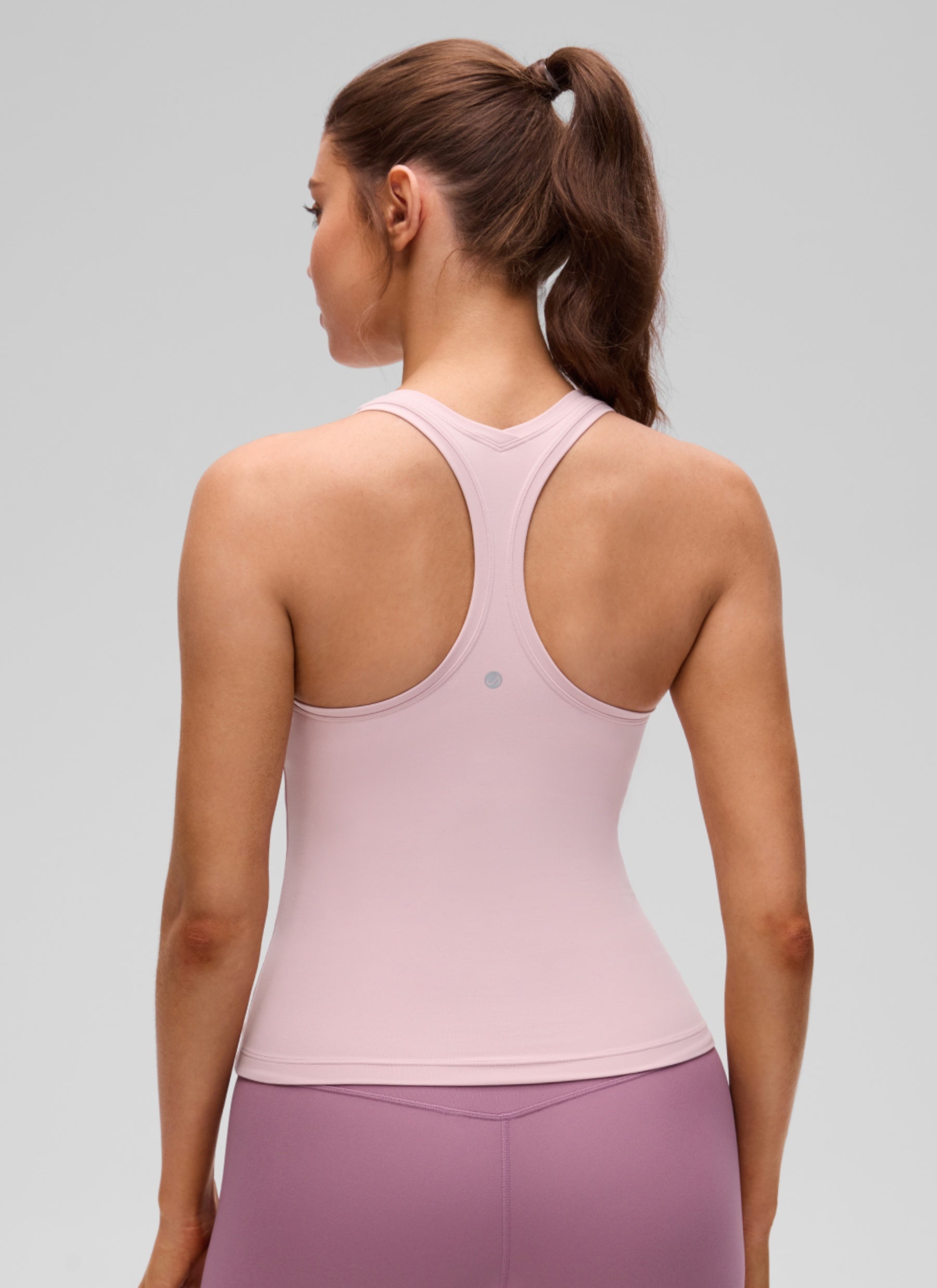 توب CRZ YOGA نسائي لليوجا، Butterluxe بياقة مستديرة وظهر ريسر باك، بقصة ضيقة، وردي ضبابي
