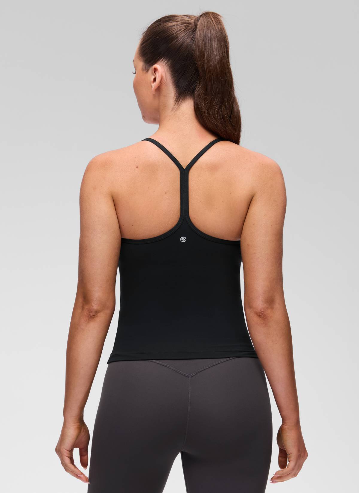 CRZ YOGA - قميص يوغا نسائي بقصّة ضيقة ( Butterluxe ) مزود بحمالة صدر مدمجة وفتحة ظهر على شكل Y، أسود