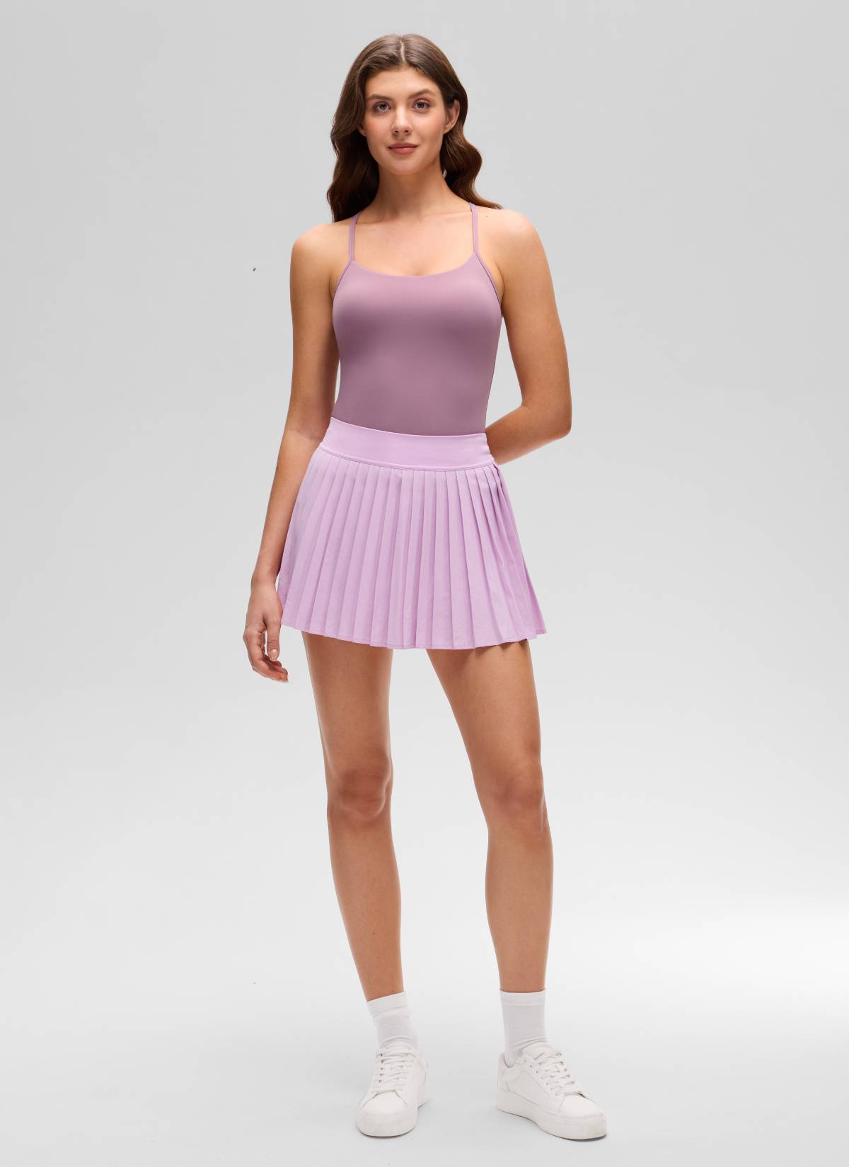 CRZ YOGA - قميص يوغا نسائي بقصّة ضيقة ( Butterluxe ) مزود بحمالة صدر مدمجة وفتحة ظهر على شكل Y، لون لافندر فاتح