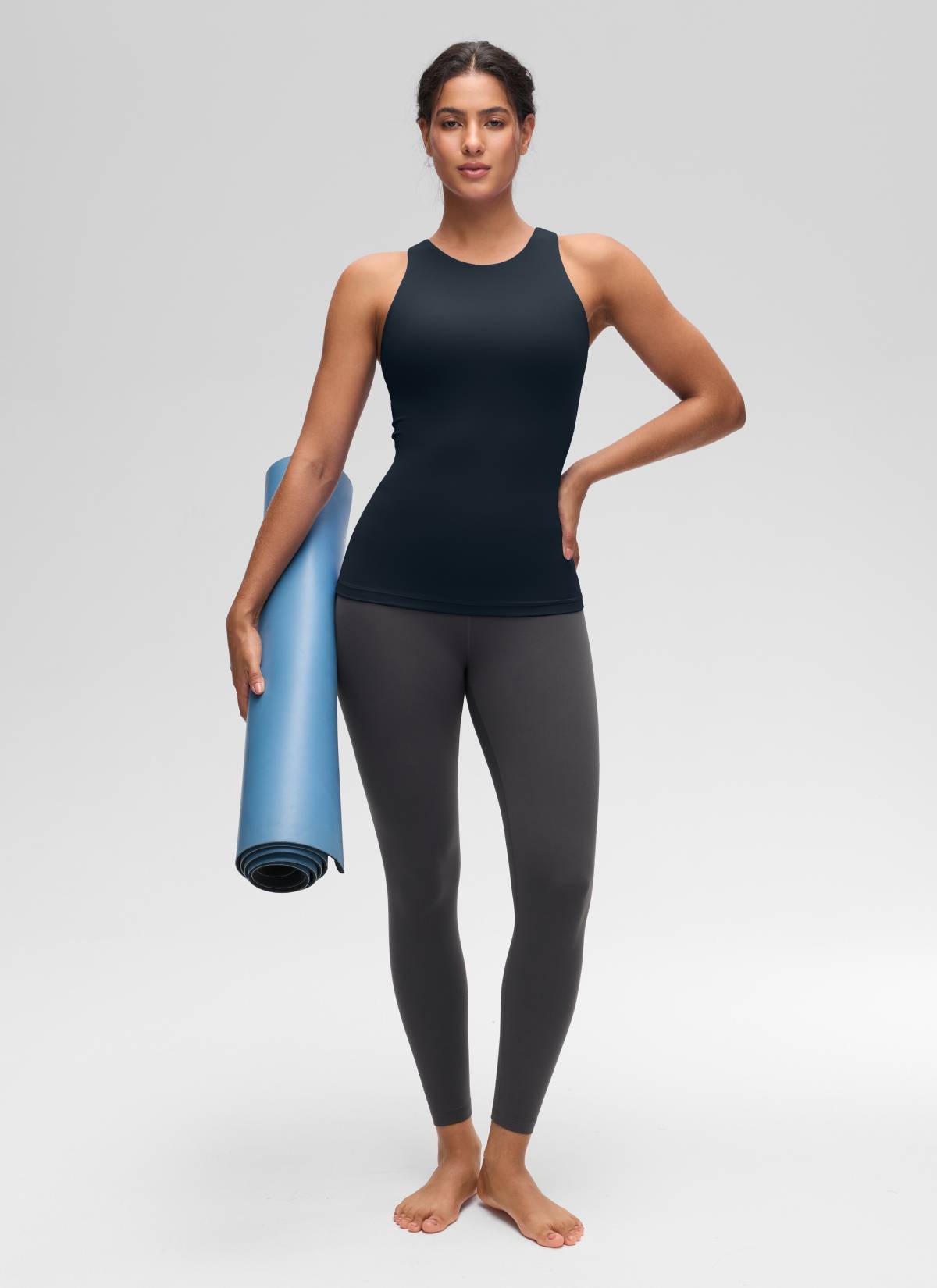 CRZ YOGA Women's Yoga Slim Fit Top Butterluxe Tank Racerback High Neck True Navy @model_info:Carol