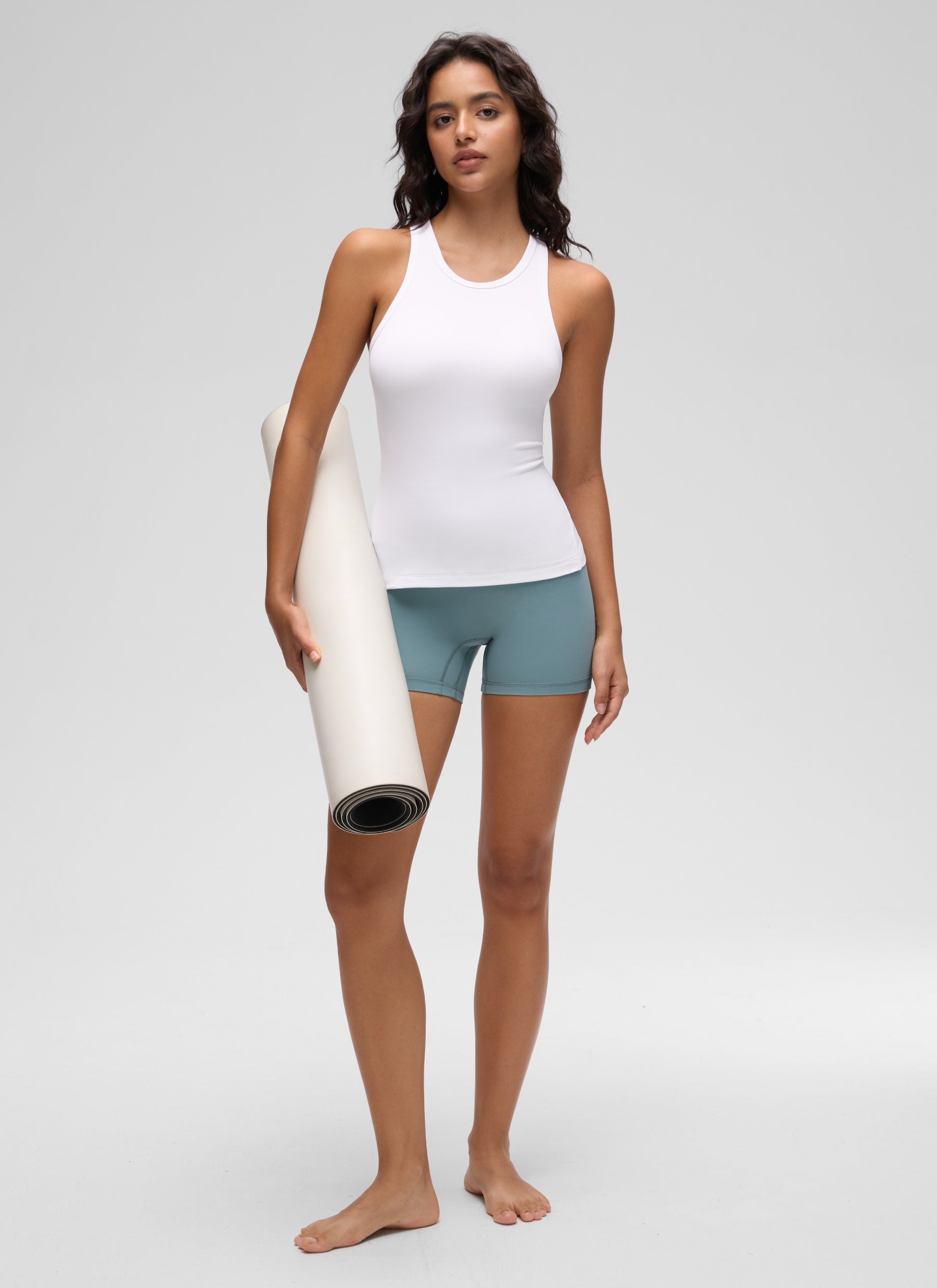 CRZ YOGA - قمصان يوغا نسائية ضيقة القصة - قميص بدون أكمام « Butterluxe » برقبة عالية - أبيض