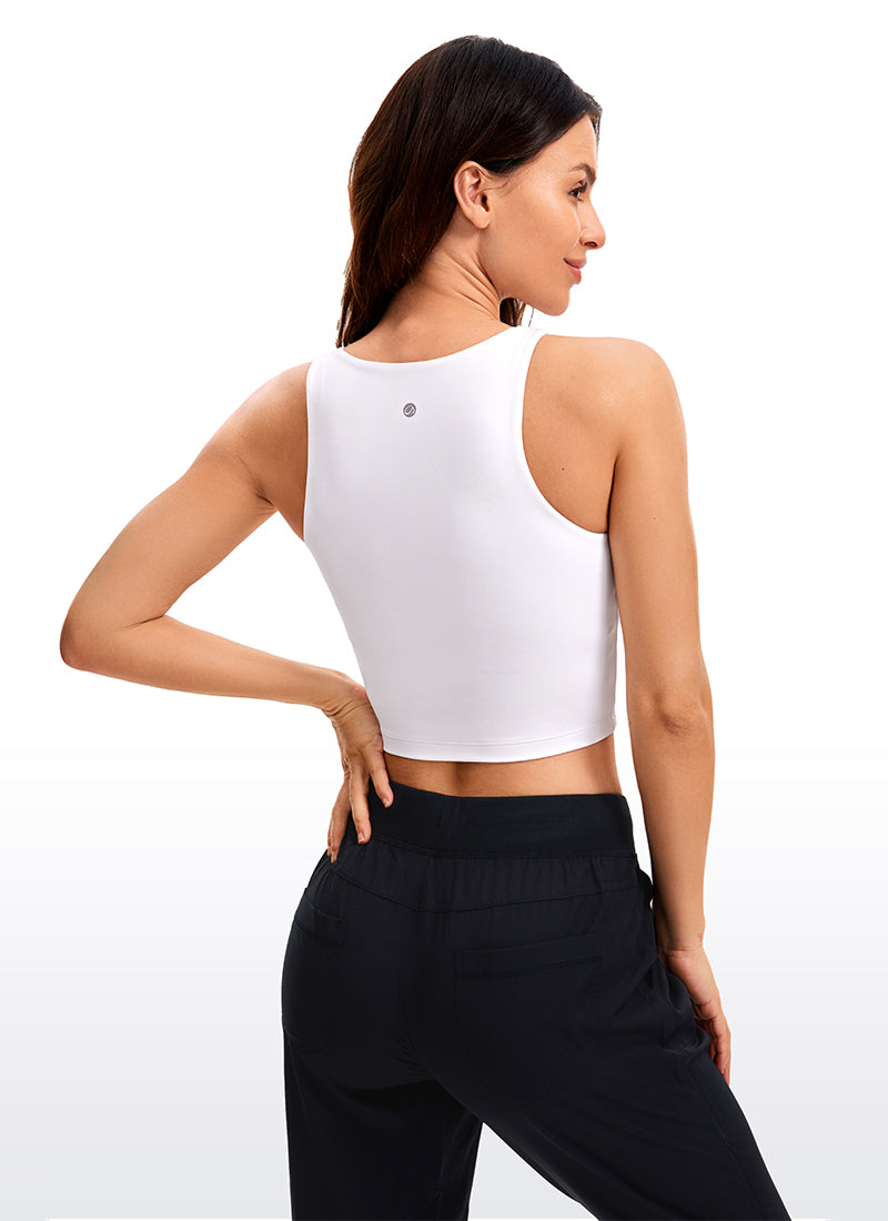 CRZ YOGA: قمصان يوغا نسائية ضيقة من نوع «Butterluxe» بظهر سباق وقصيرة، لون أبيض
